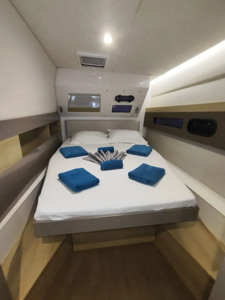 Image slide 240659