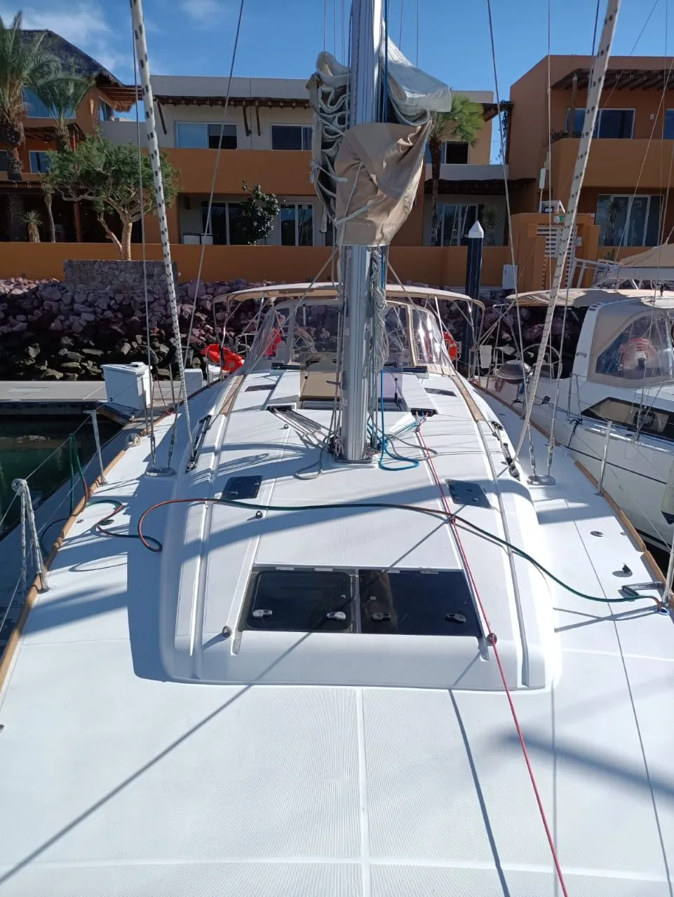 Image slide 240679