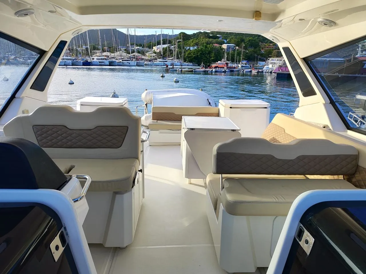 Image slide 240683