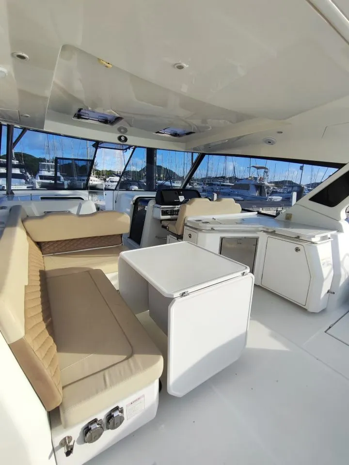 Image slide 240685