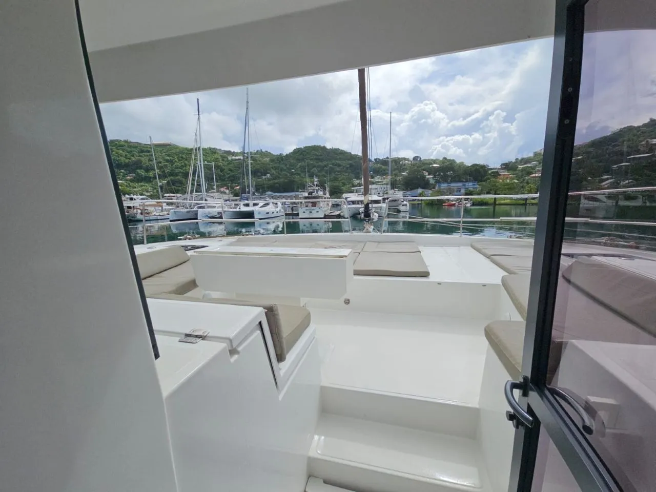 Image slide 240728