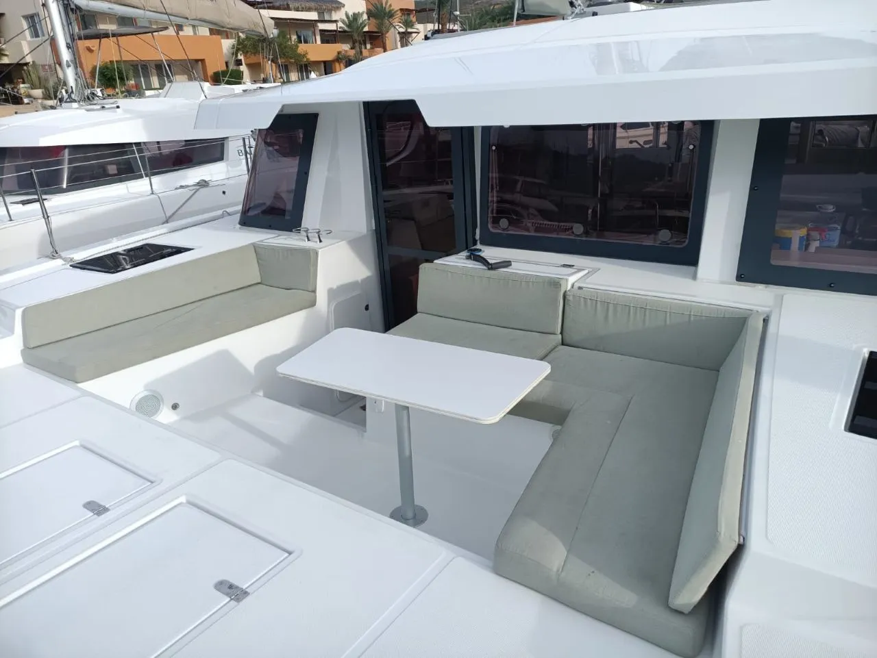 Image slide 240776