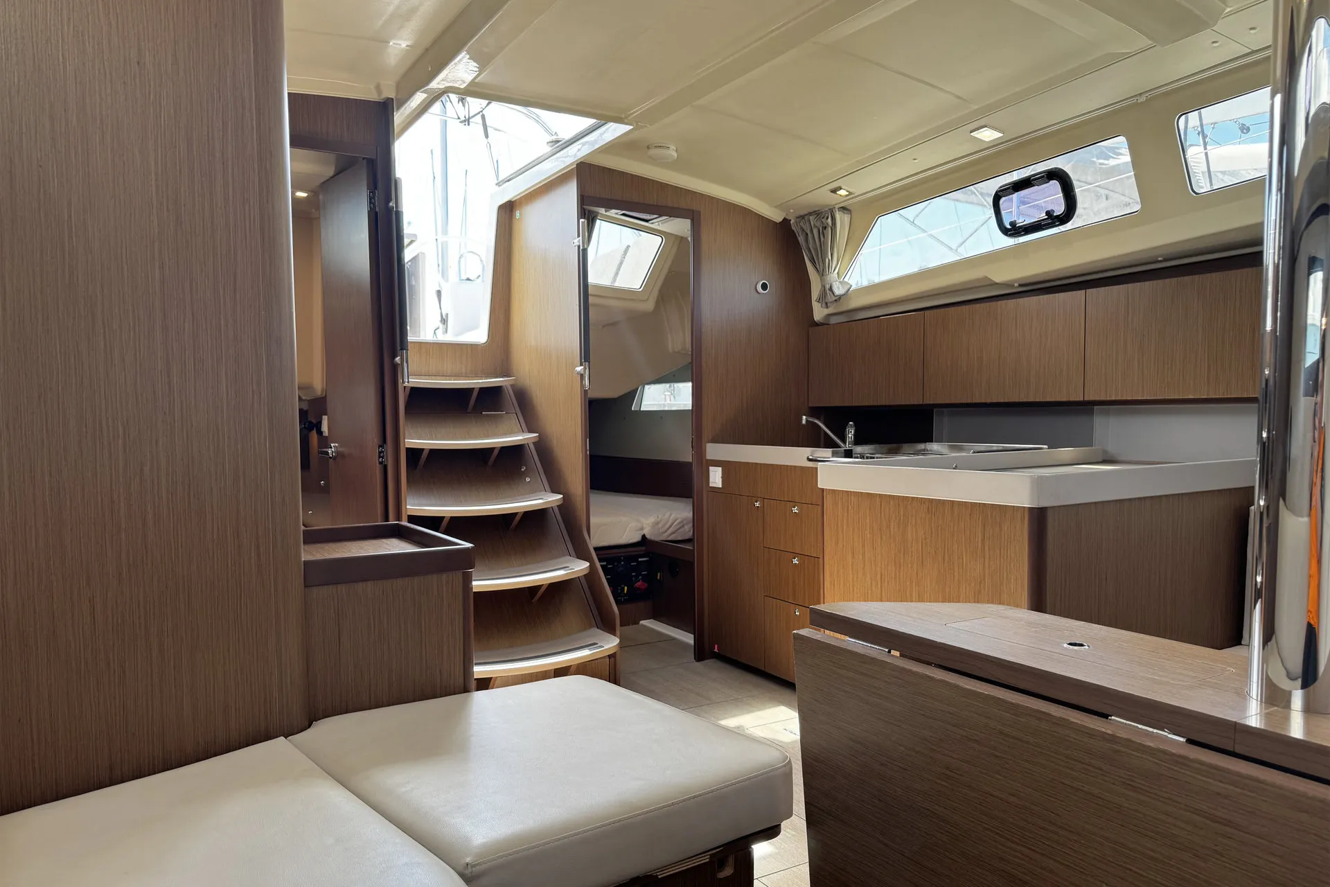 Image slide 240792
