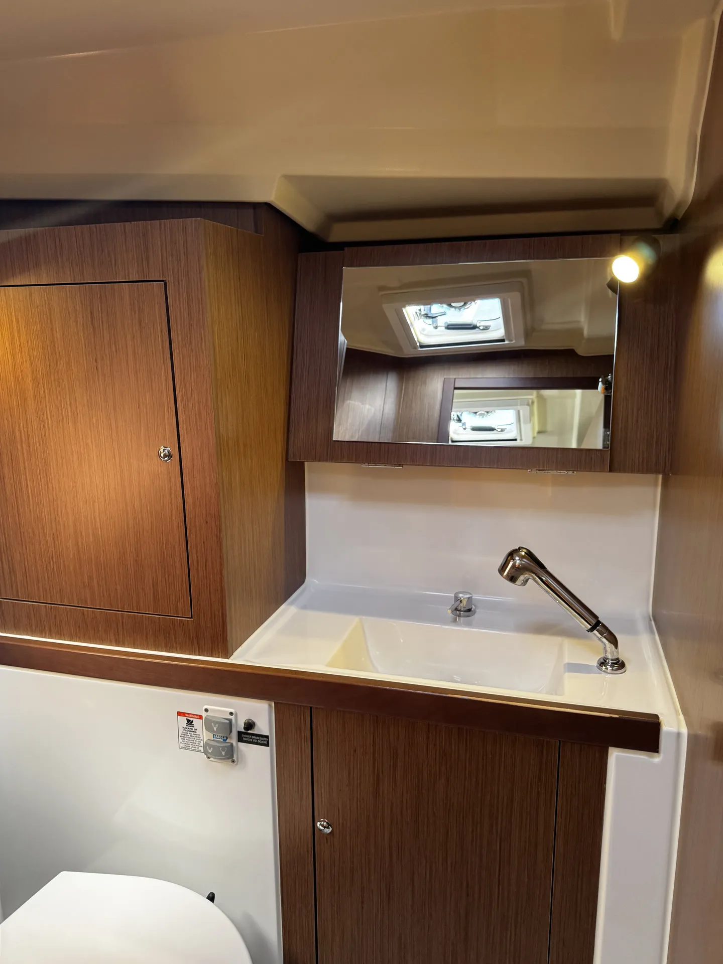 Image slide 240799