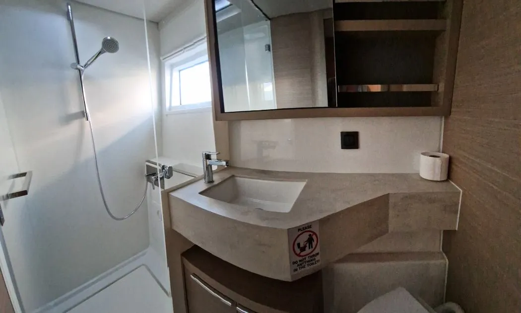 Image slide 240916