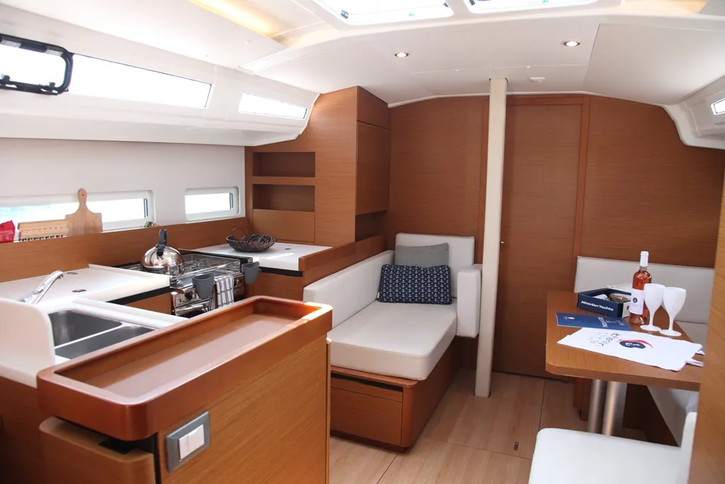 Image slide 240933