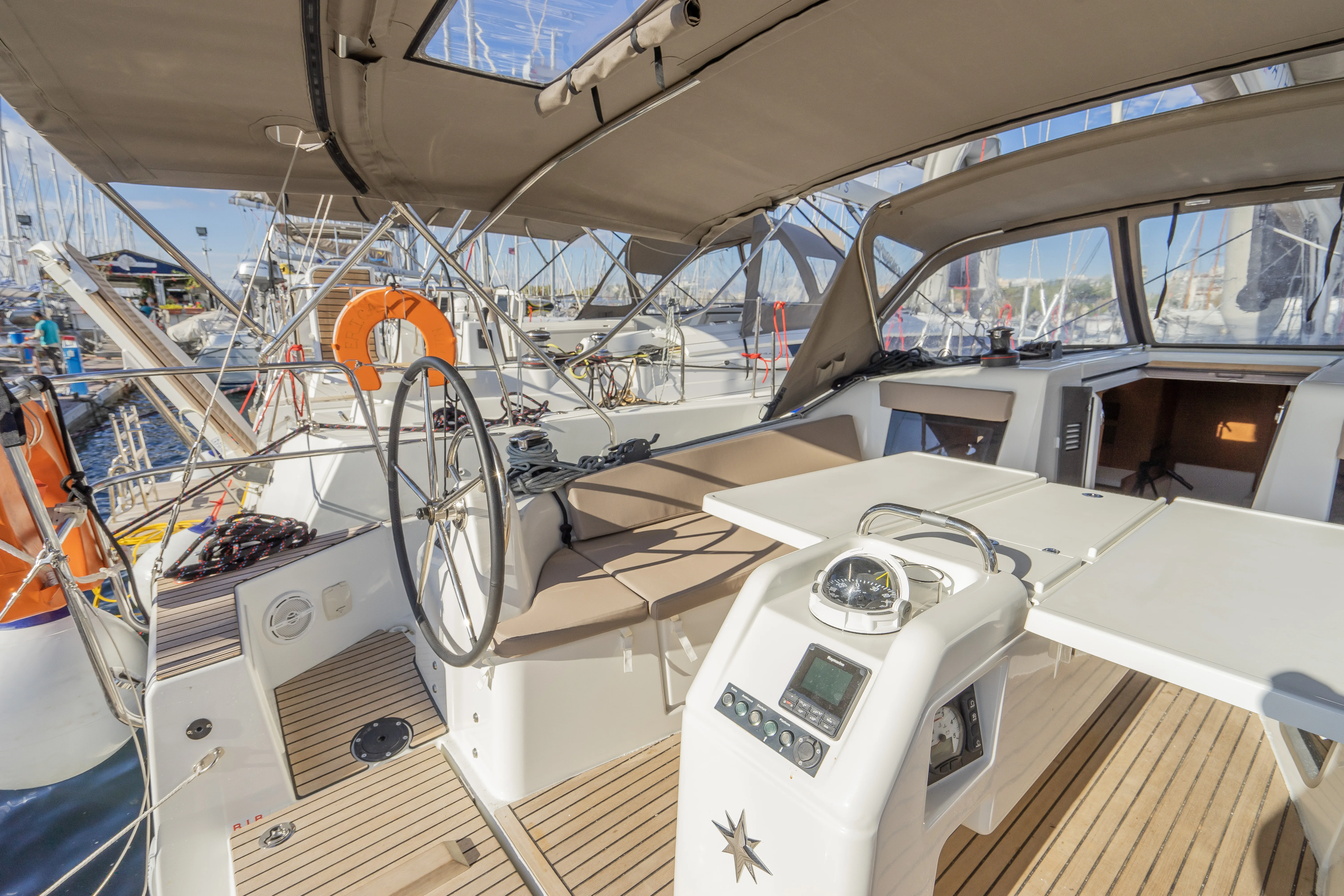 Image slide 240982