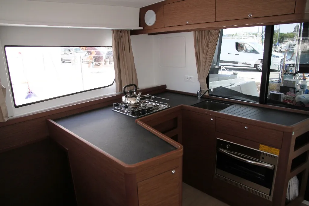 Image slide 240988