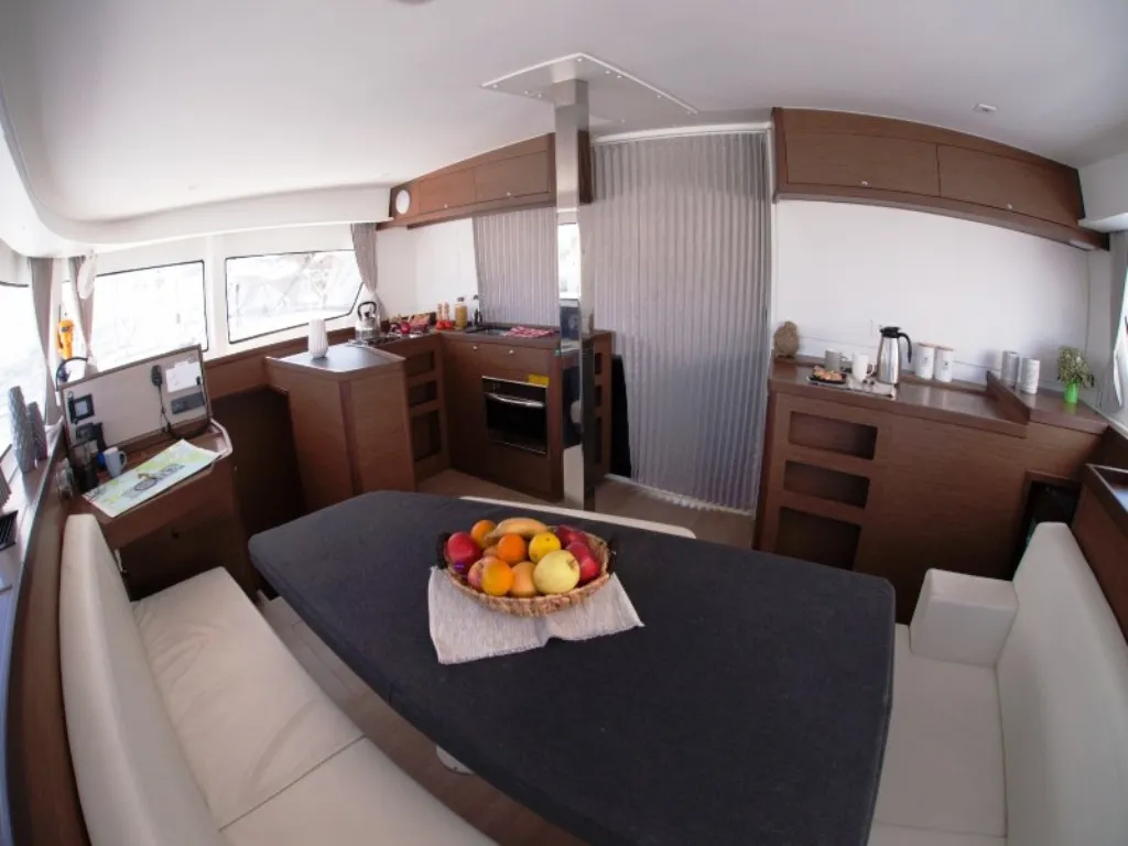 Image slide 241023