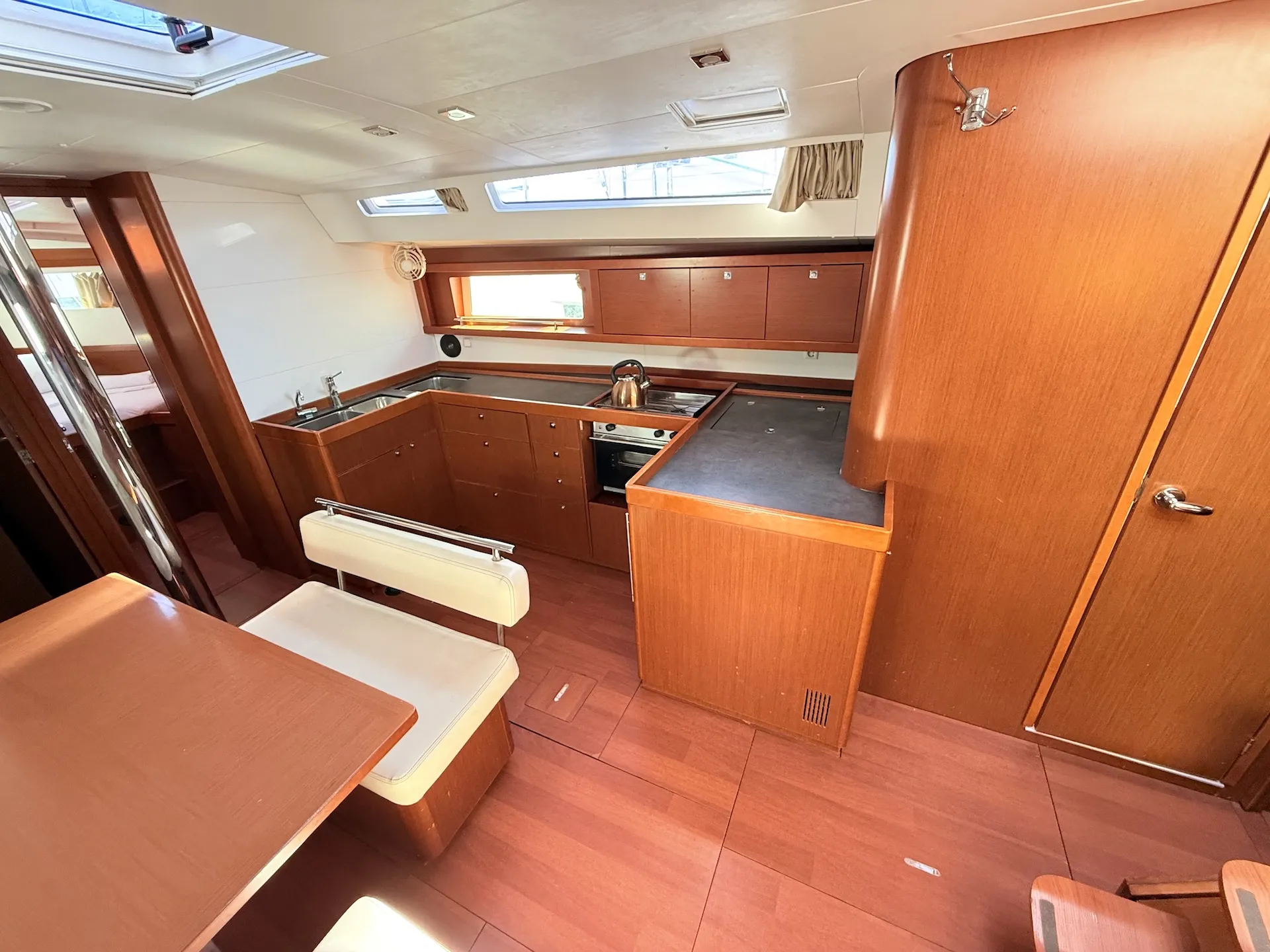 Image slide 241082
