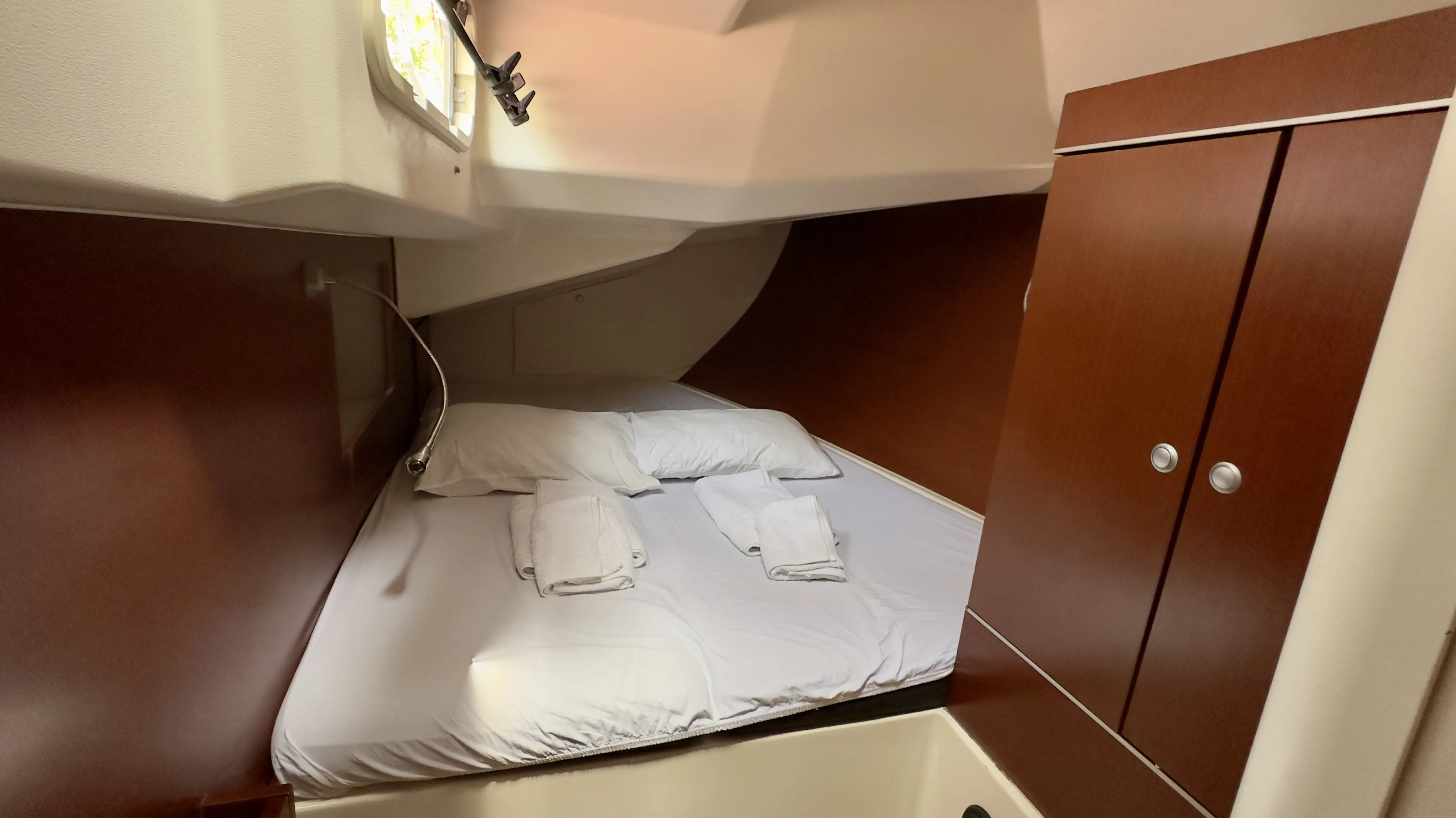 Image slide 241210
