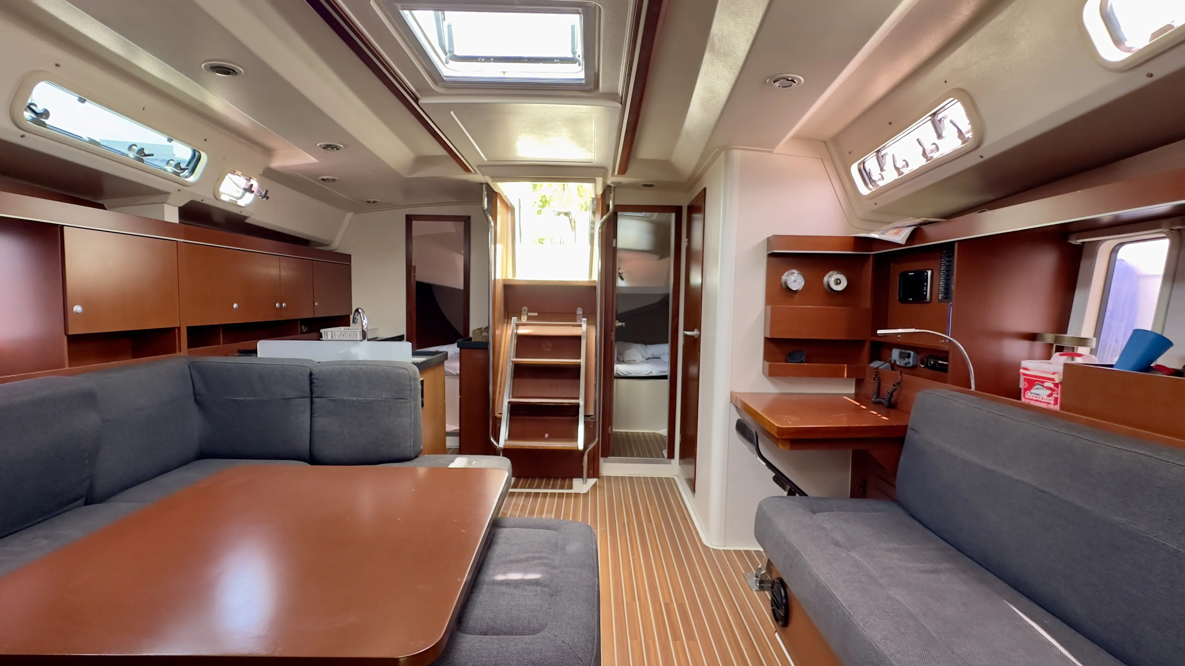 Image slide 241216