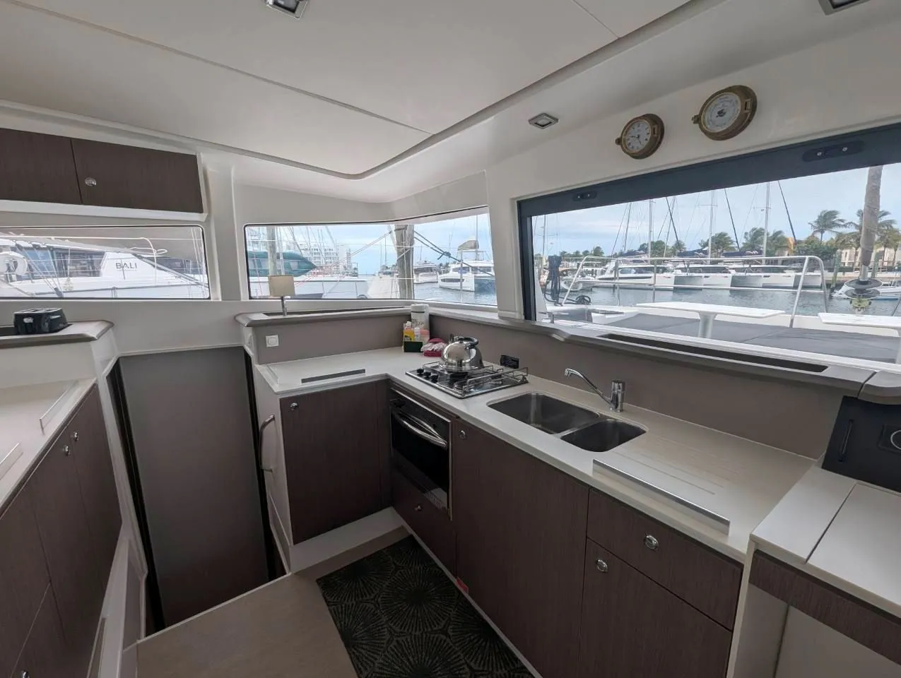 Image slide 241417