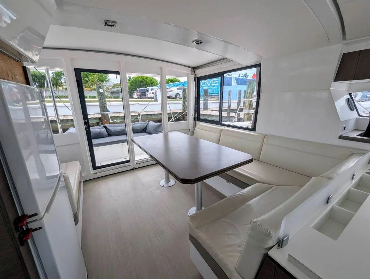 Image slide 241418