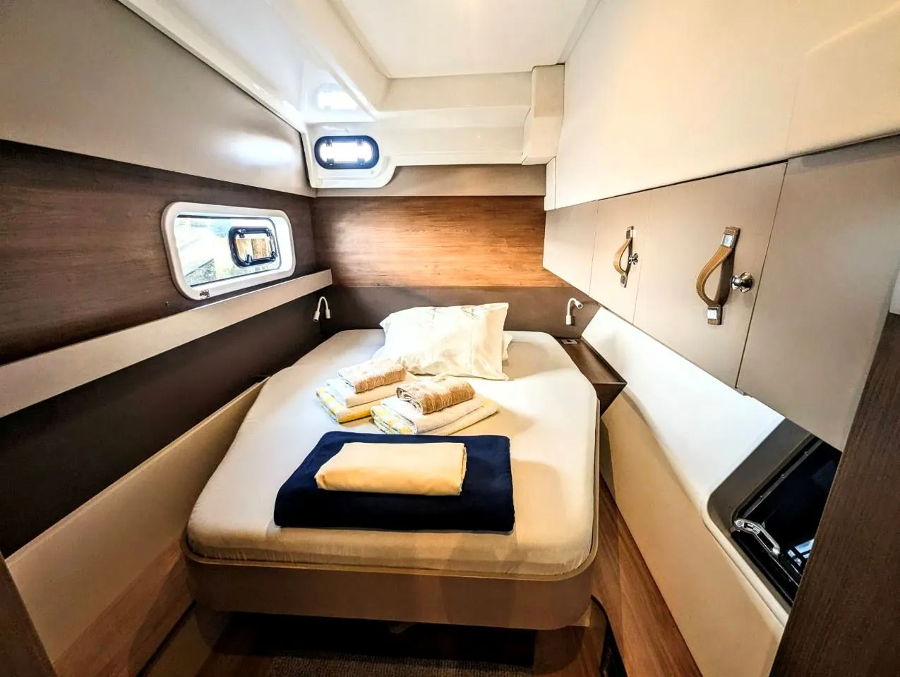 Image slide 241472