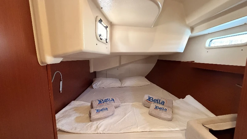 Hanse 415 Premium boat image