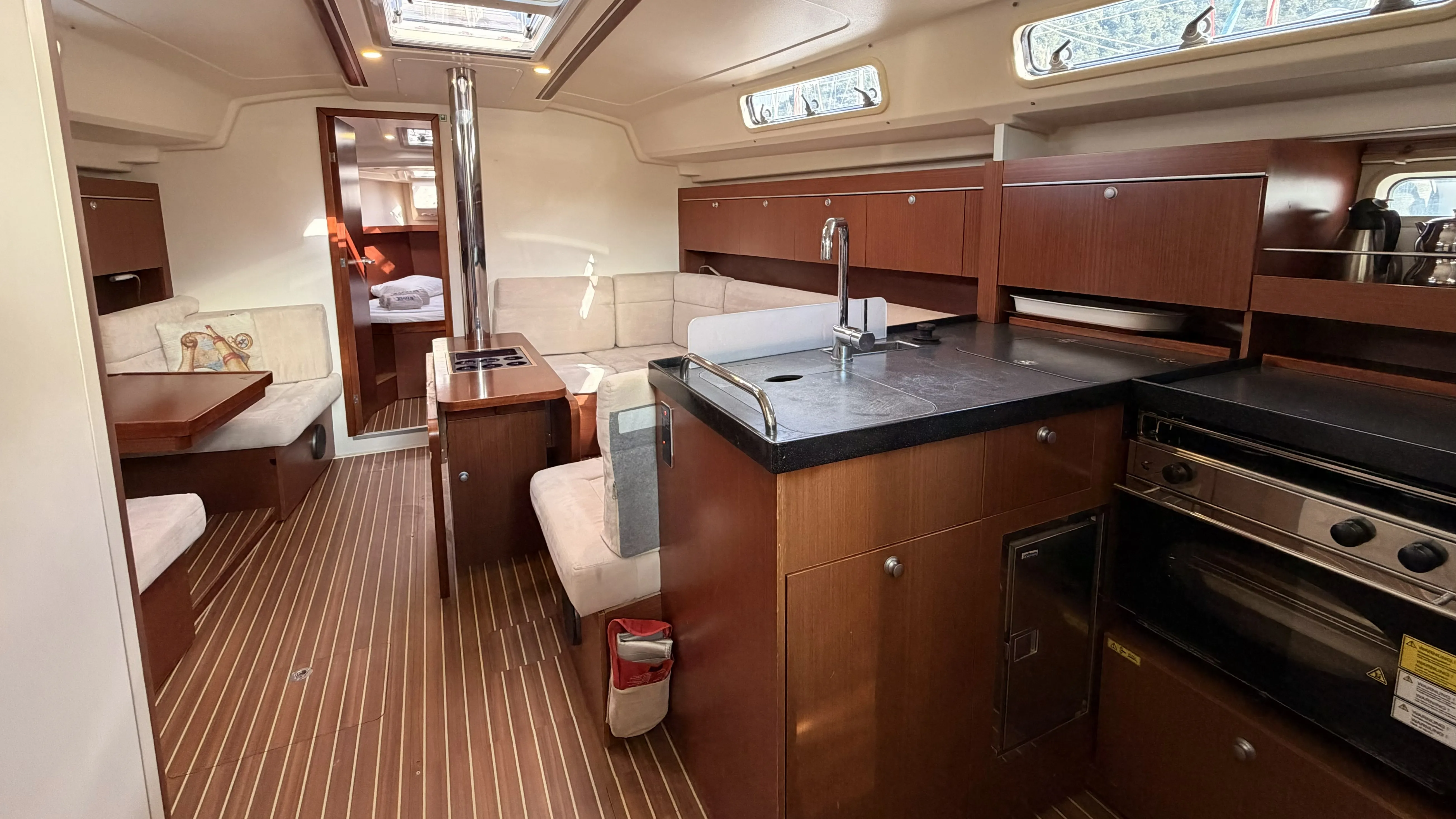 Image slide 241642