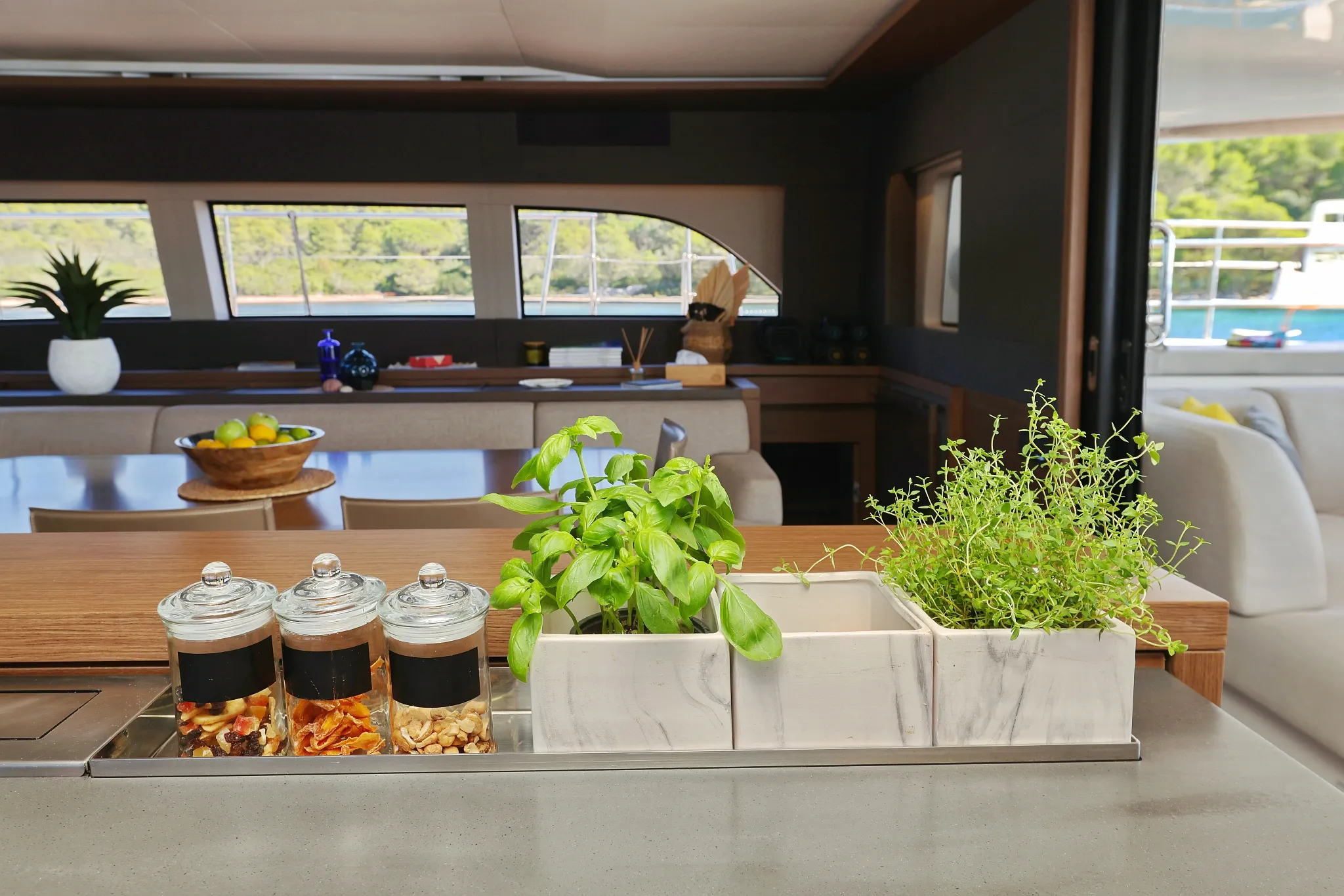 Image slide 241680