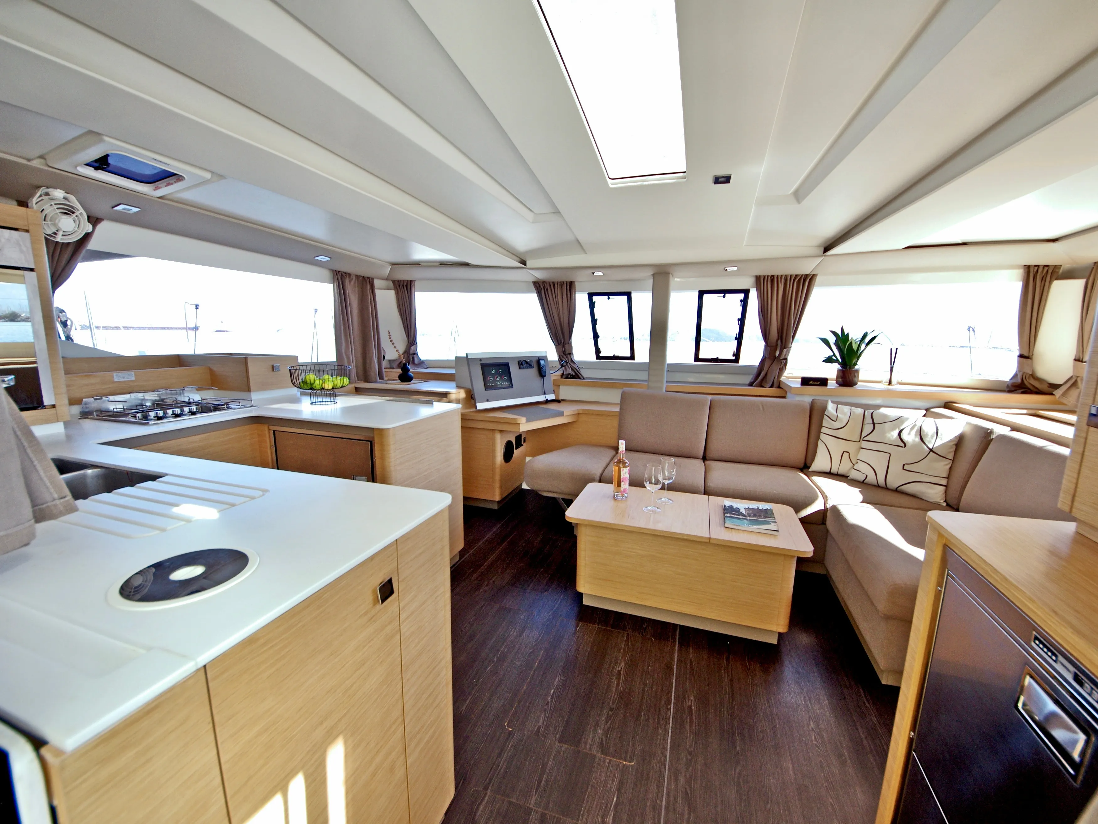 Image slide 241796