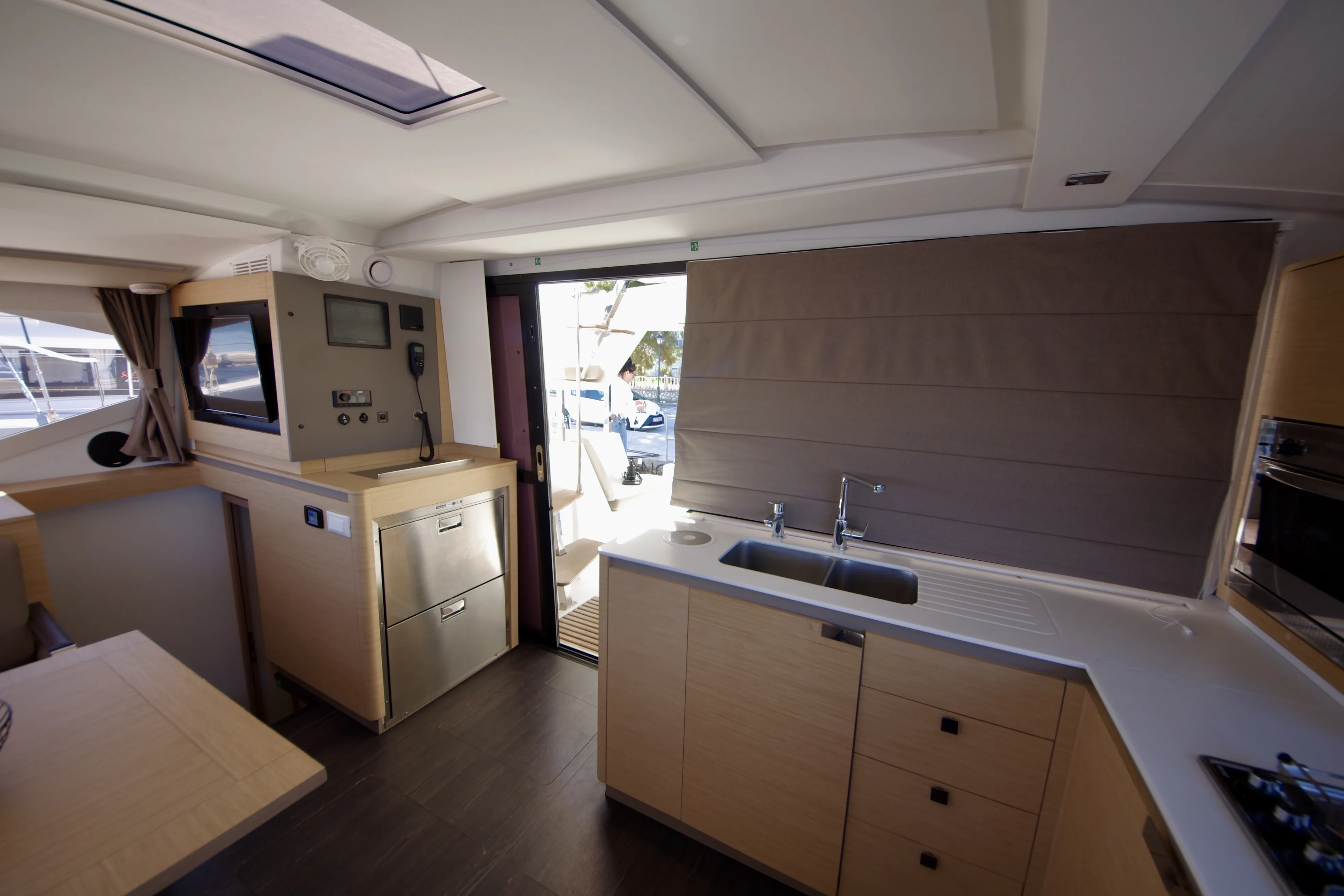 Image slide 241846