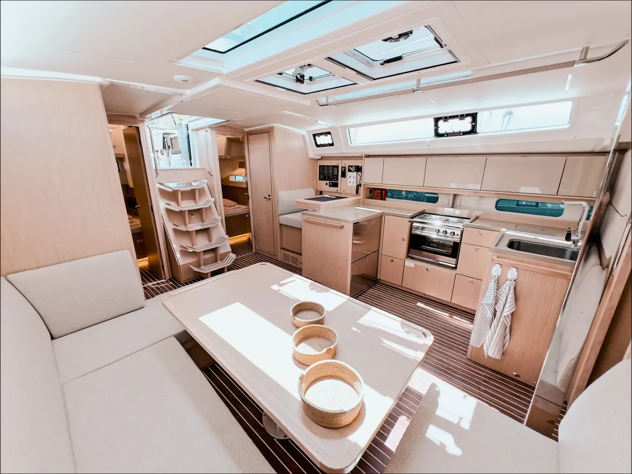 Image slide 242185