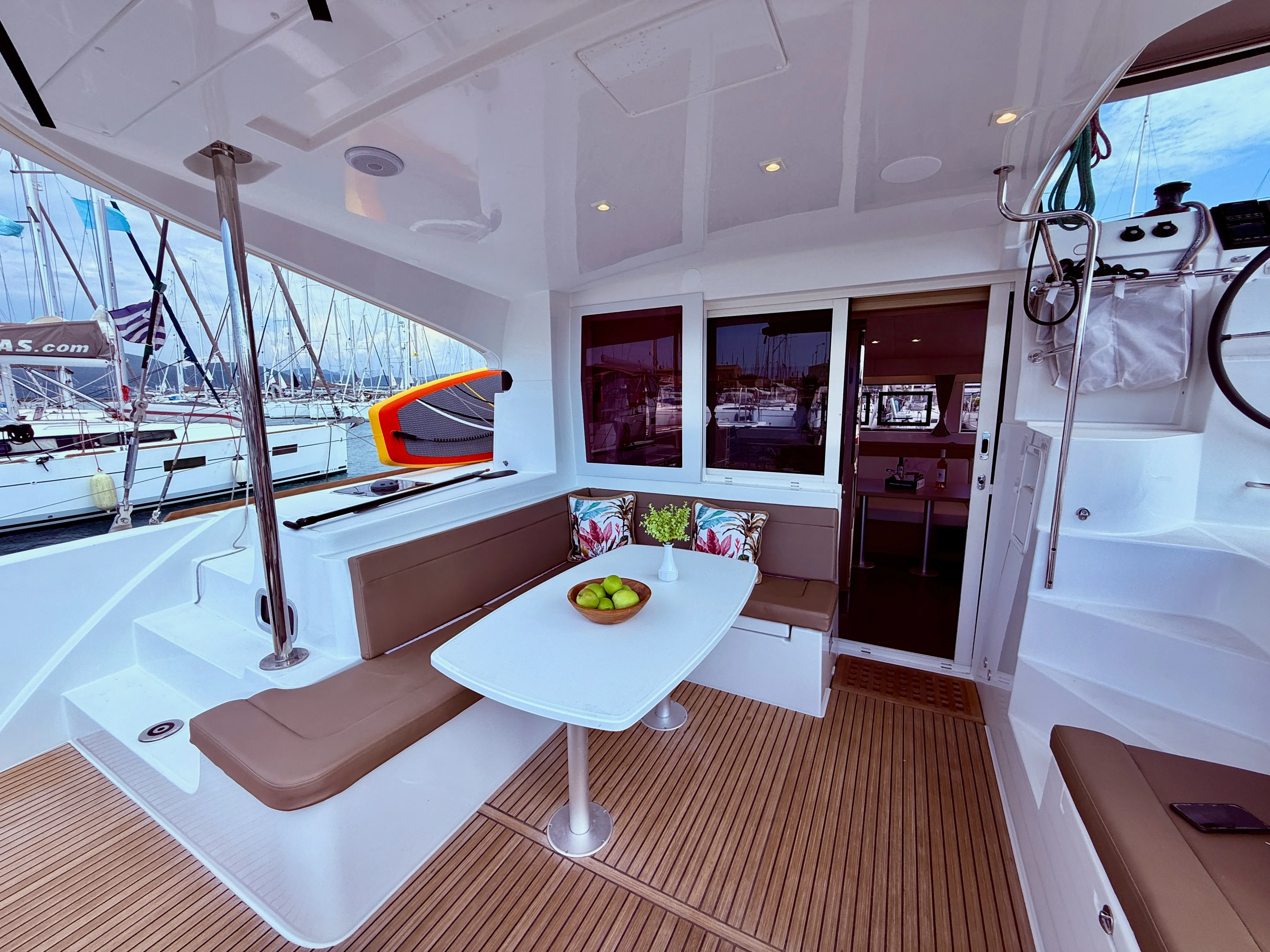 Image slide 242449