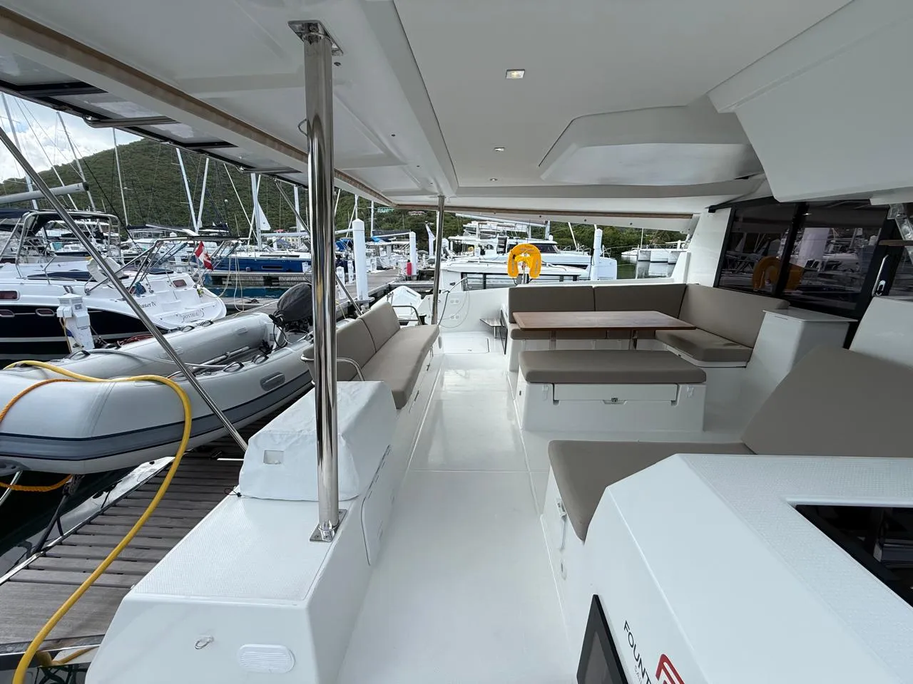 Image slide 242942