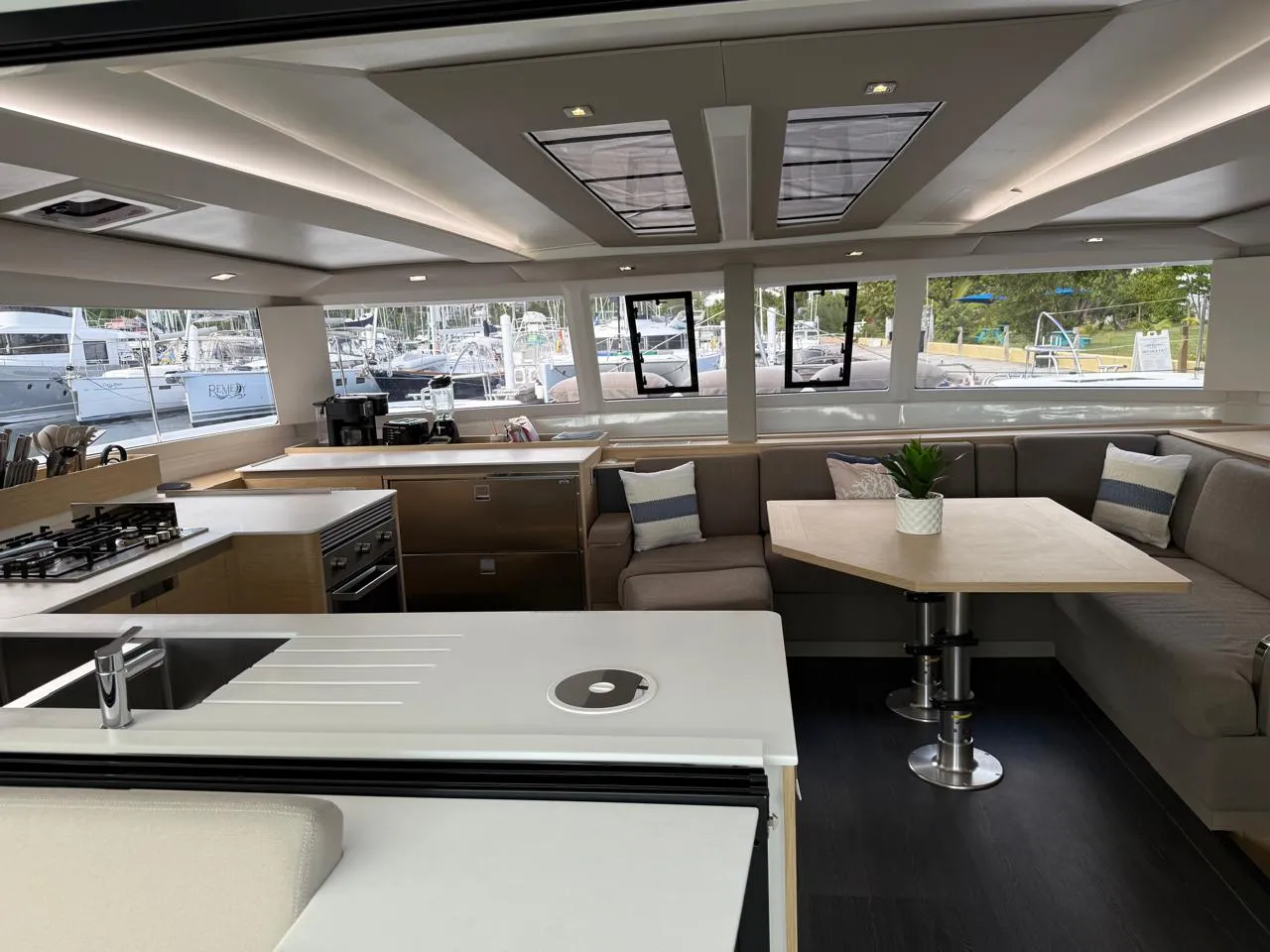 Image slide 242949