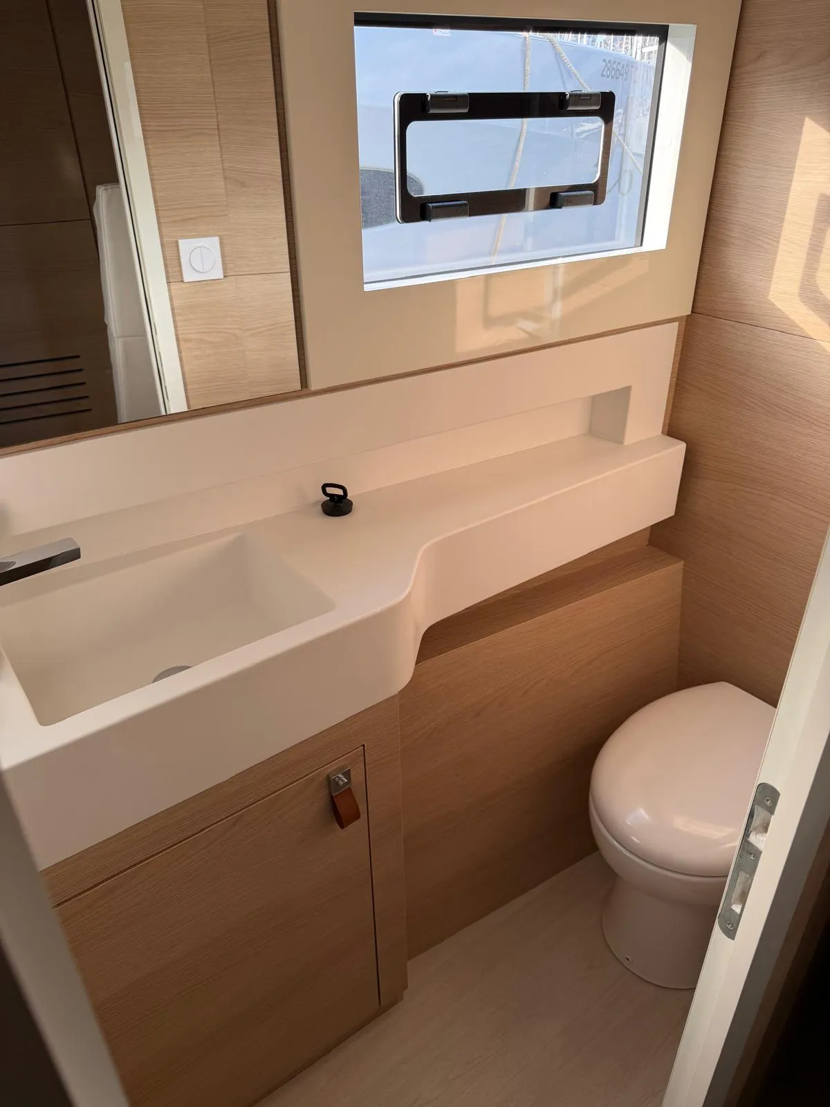 Image slide 243215
