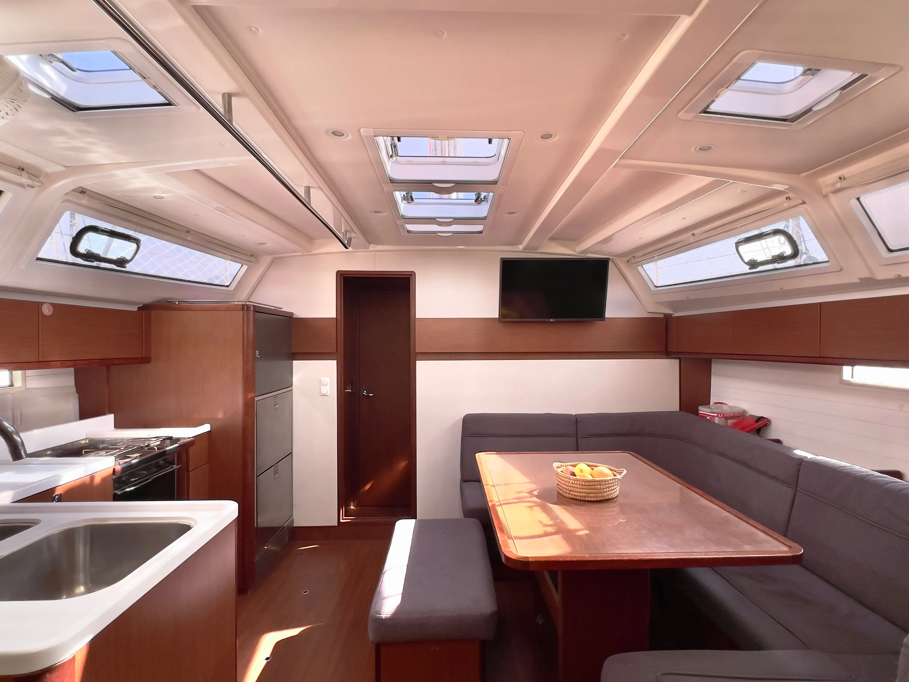 Image slide 243296