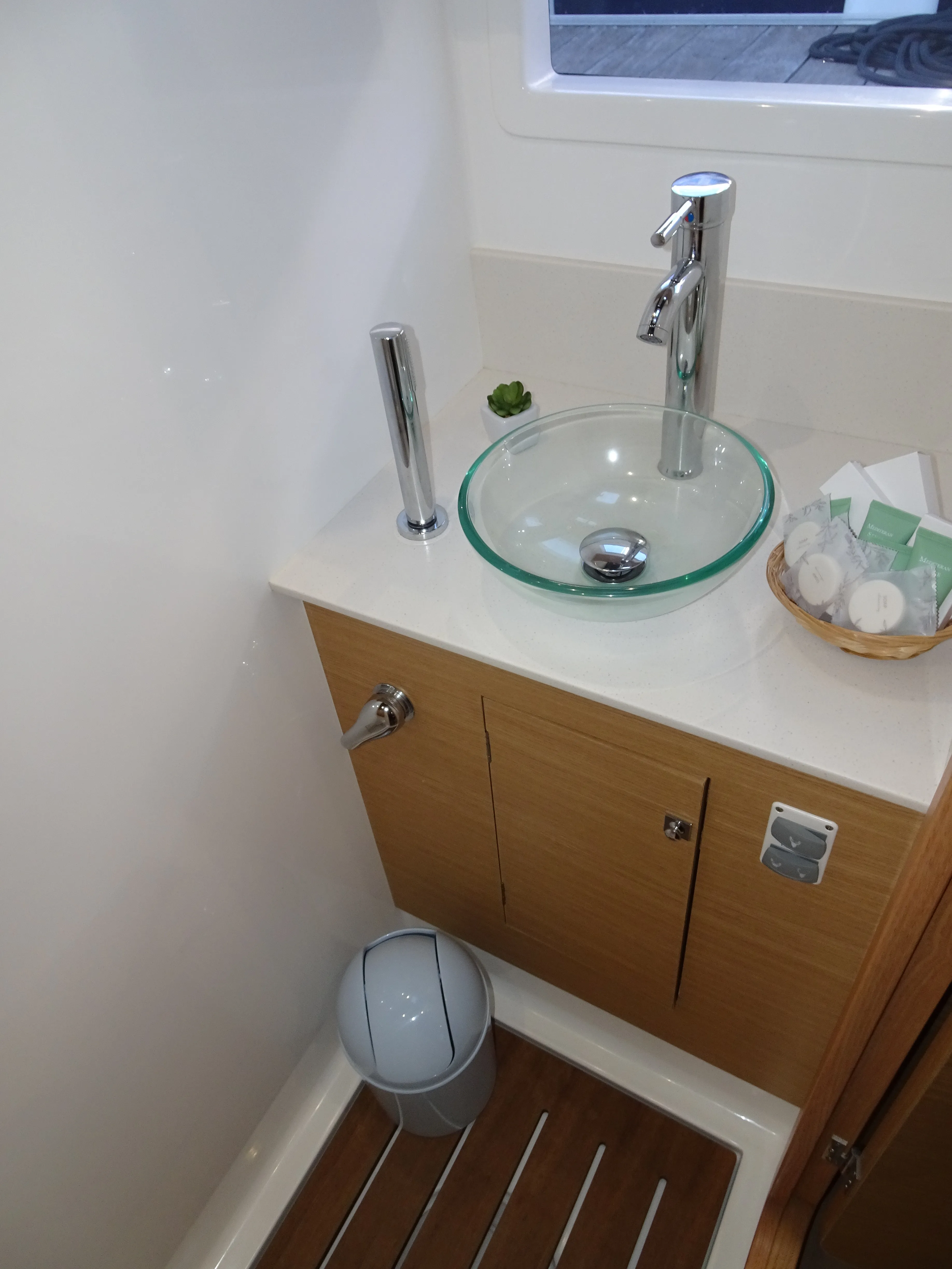 Image slide 243364