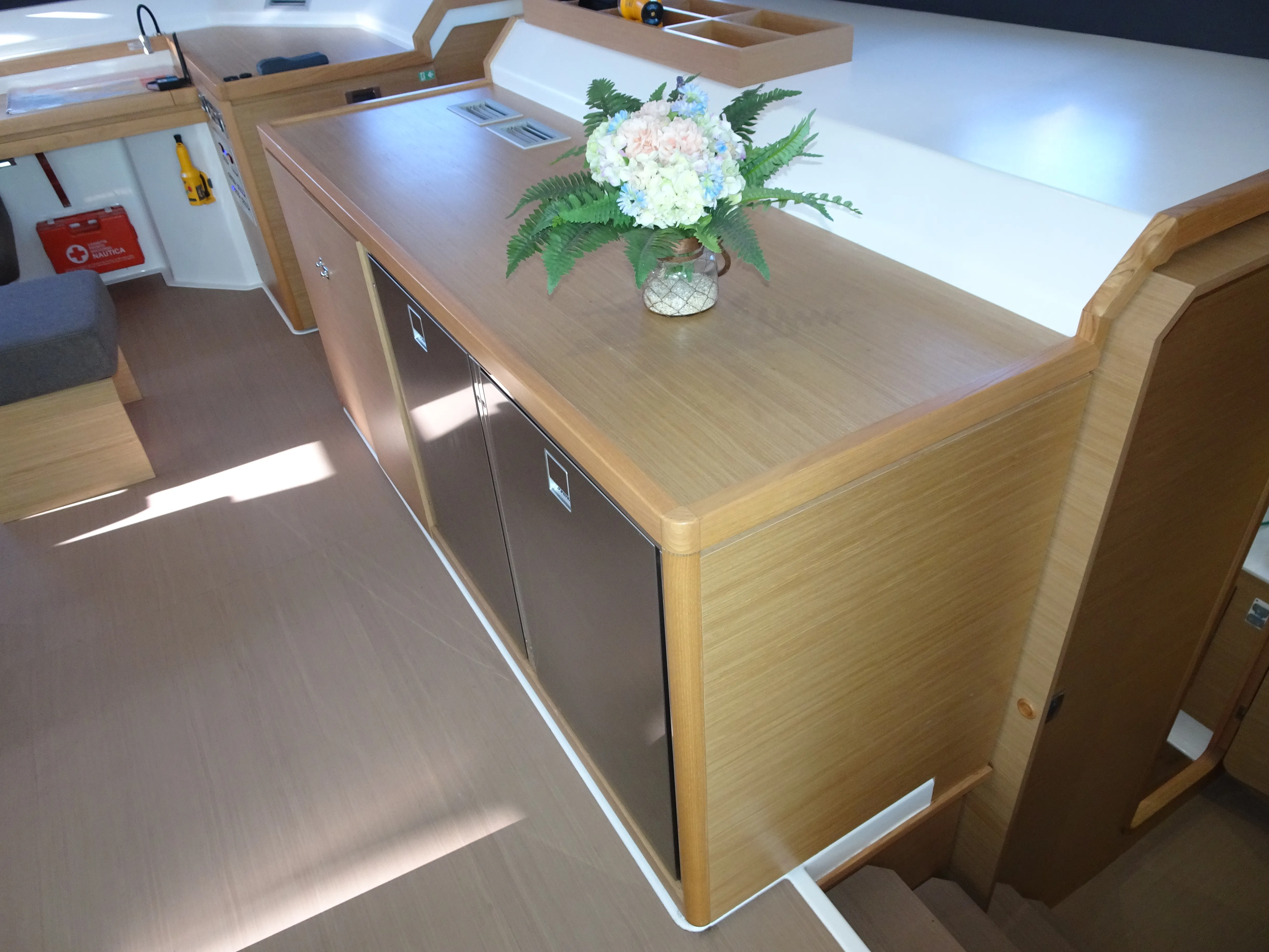 Image slide 243396