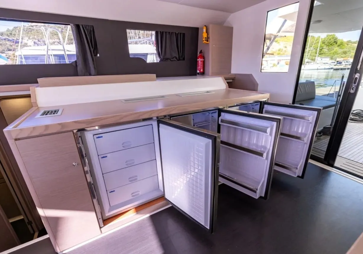 Image slide 243651