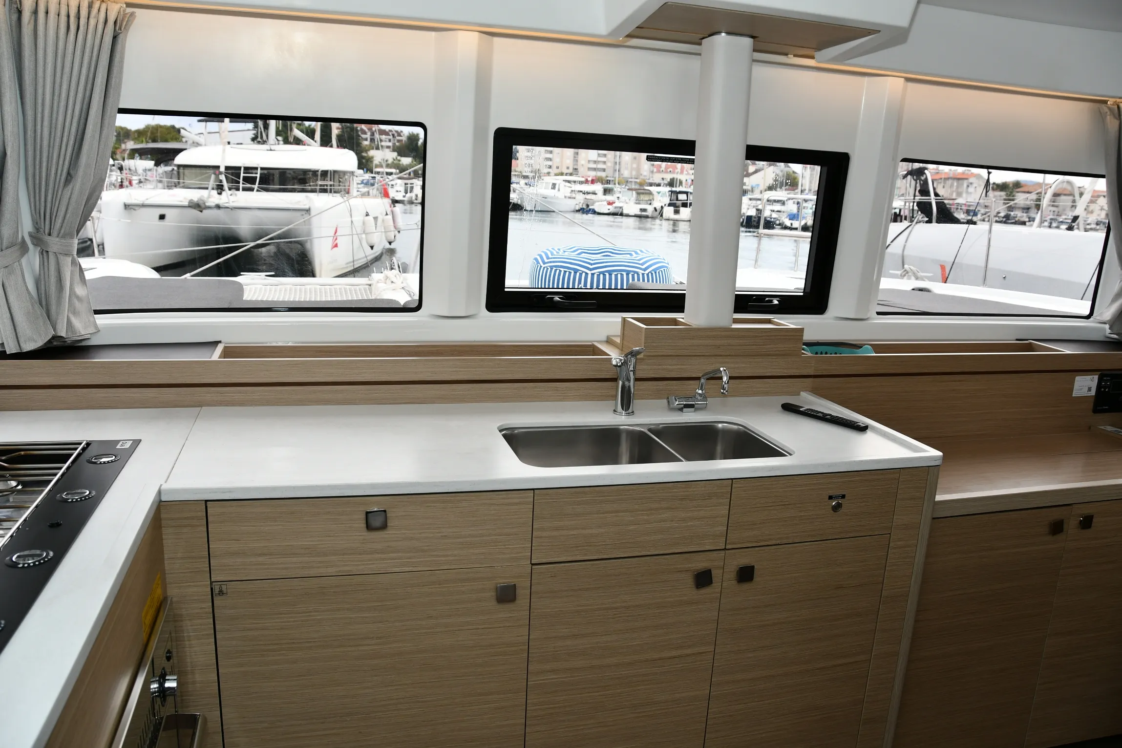 Image slide 243883