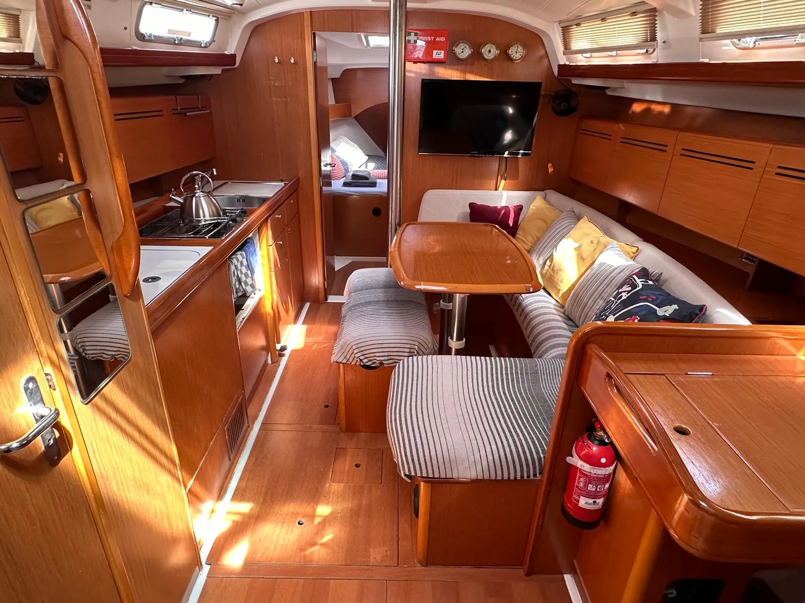 Image slide 243939