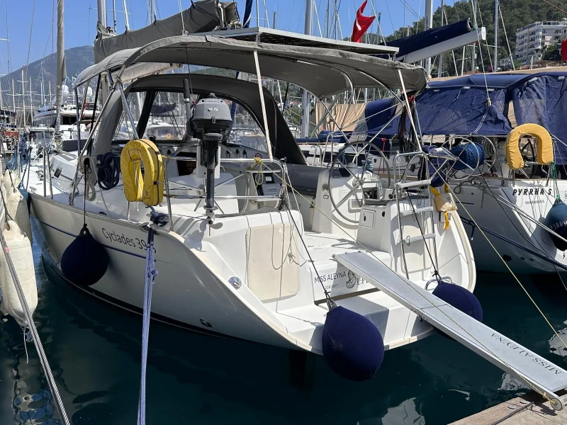 Cyclades 39.3 Miss Aleyna boat image