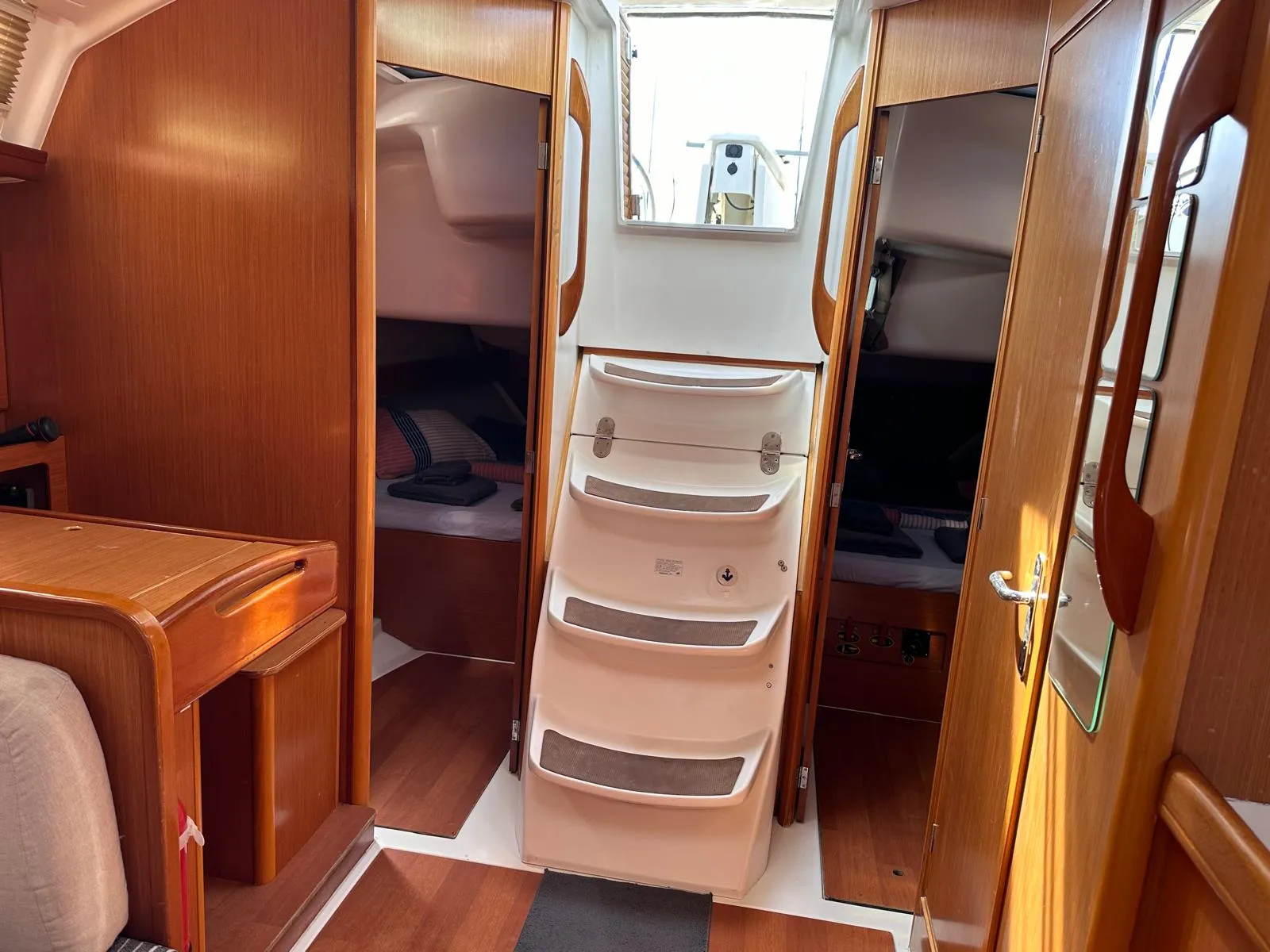 Image slide 243971