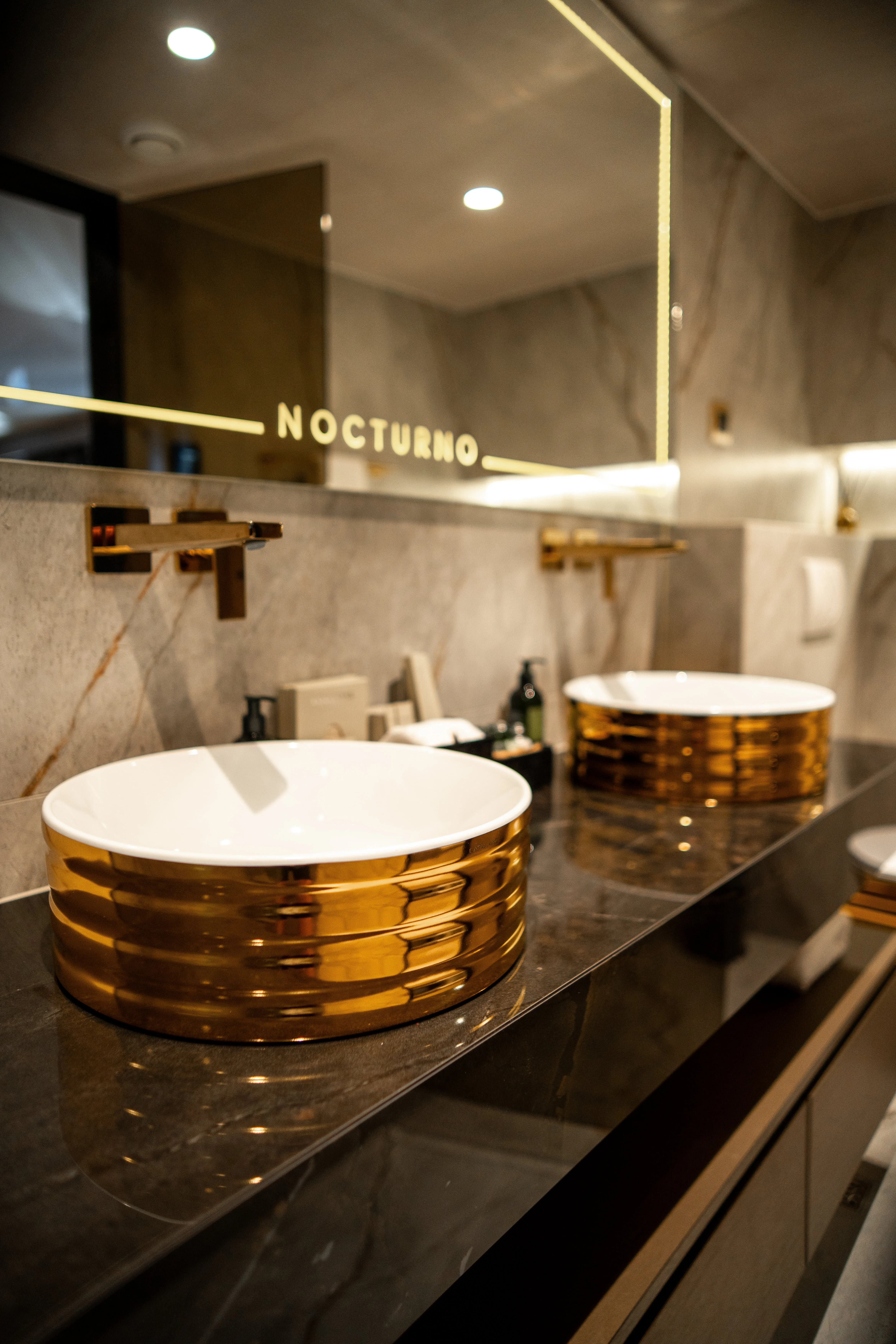 Image slide 244418