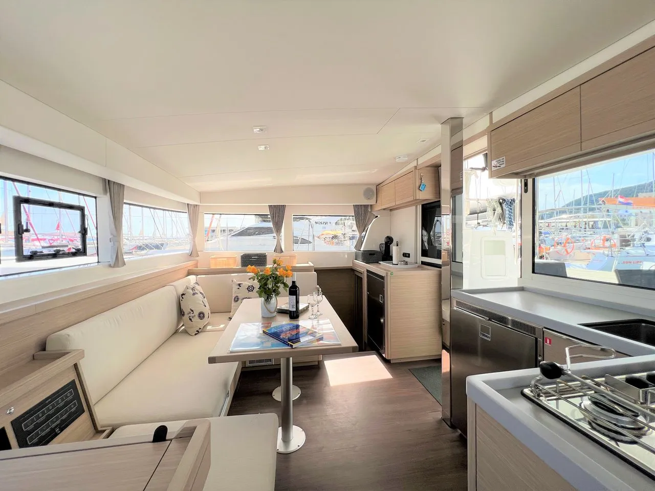 Image slide 244893
