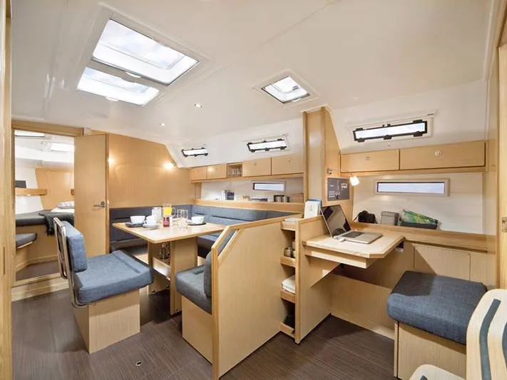Image slide 245014