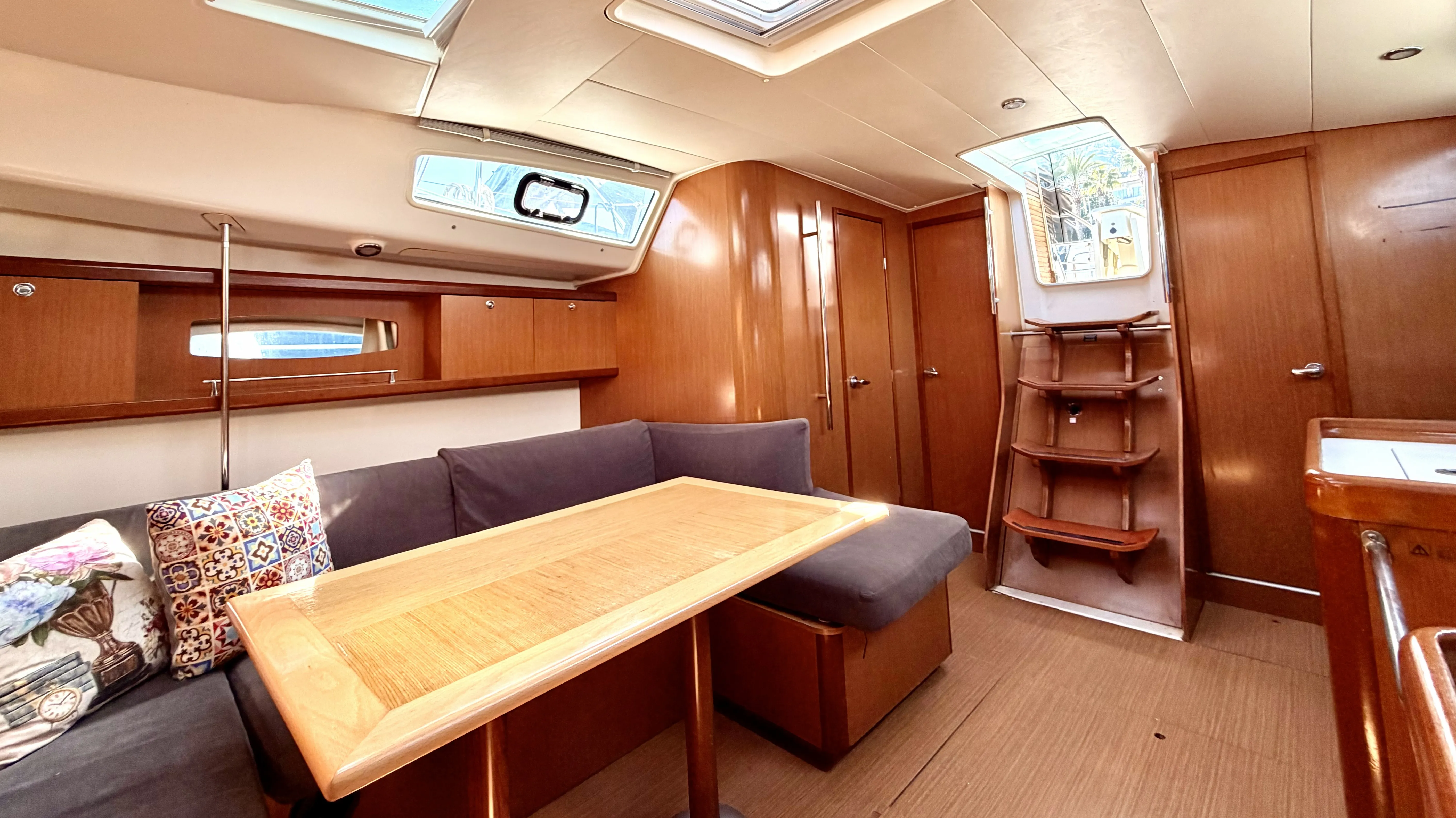 Image slide 245868