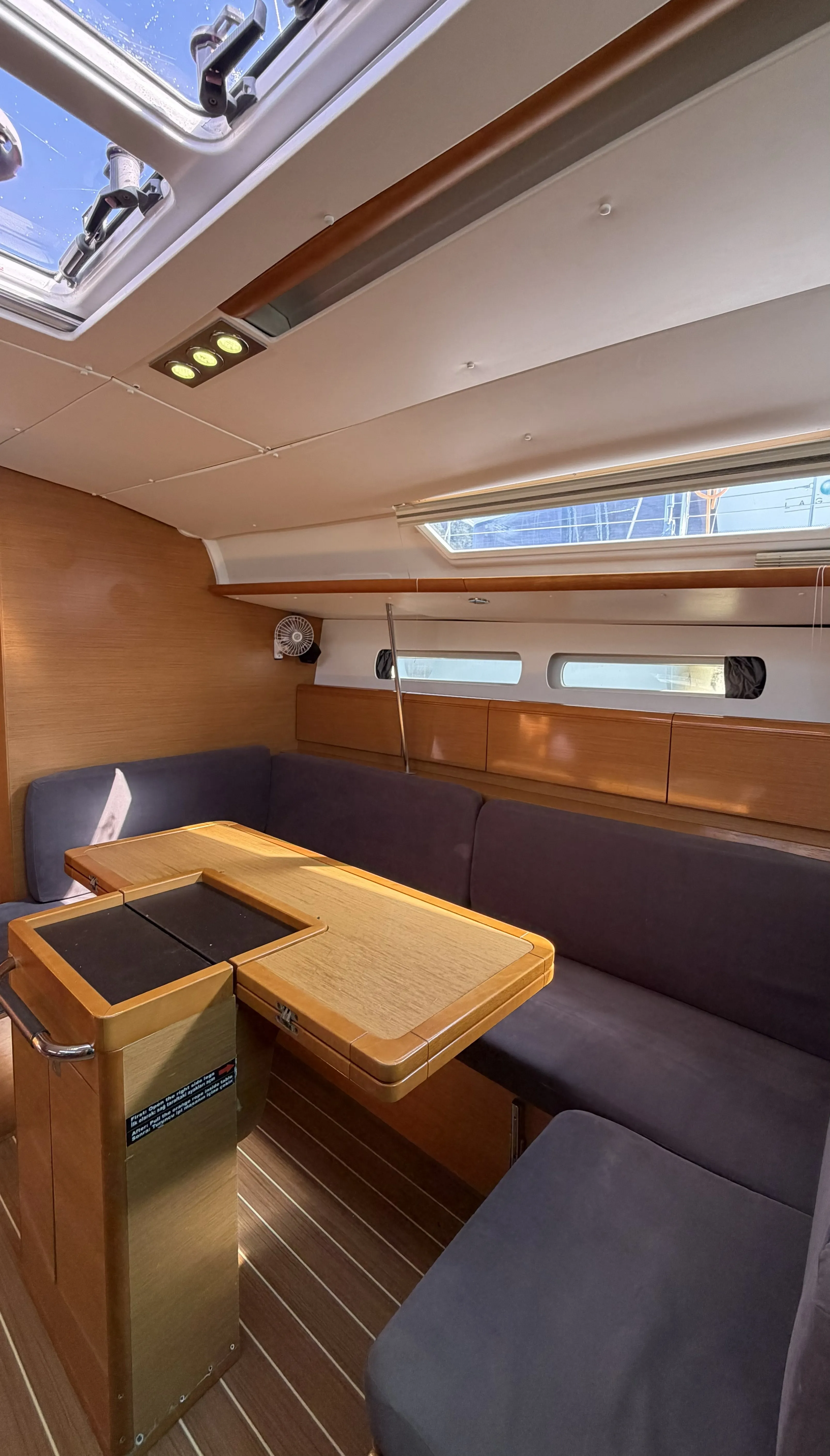 Image slide 245886