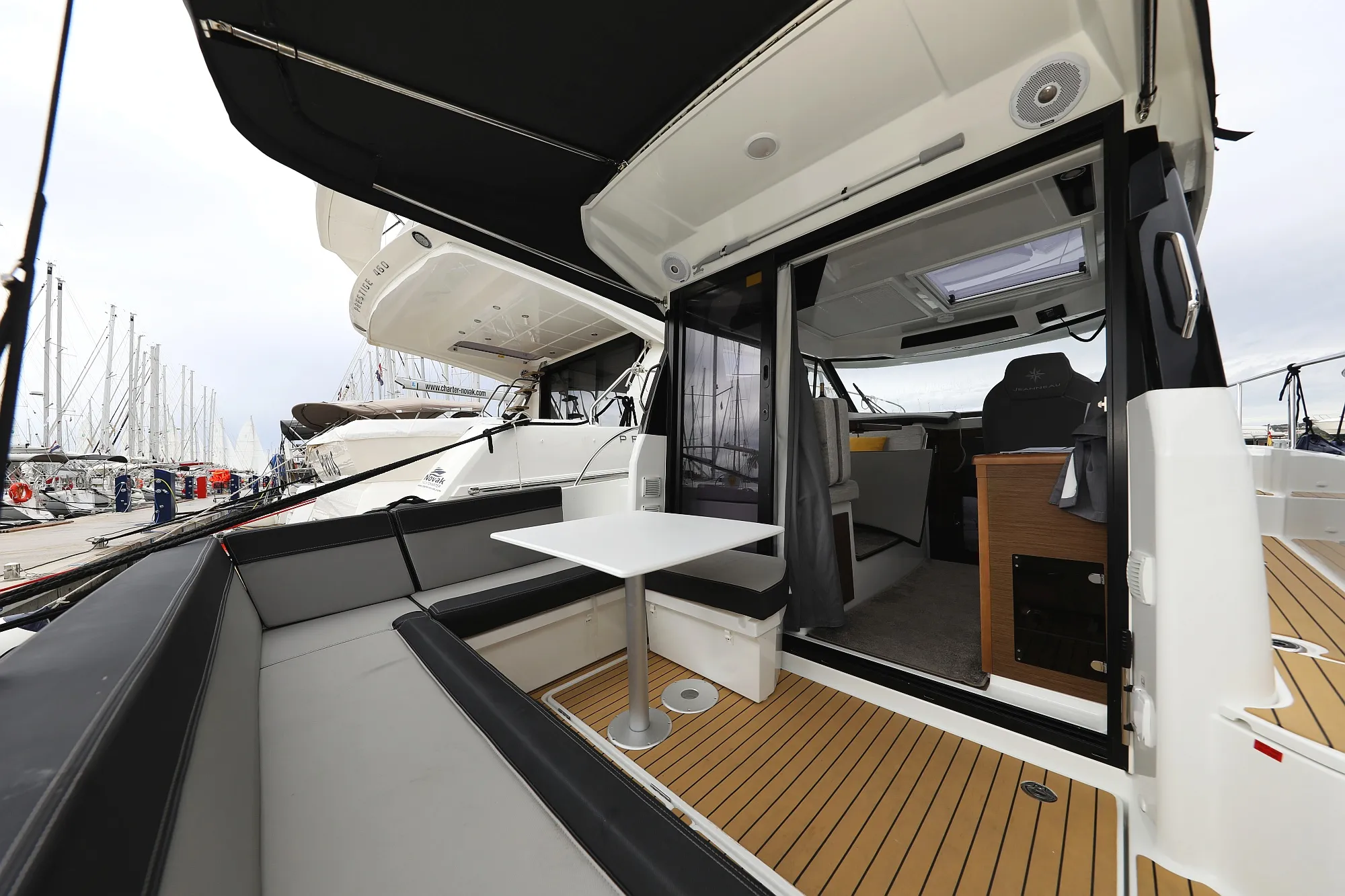 Image slide 24660