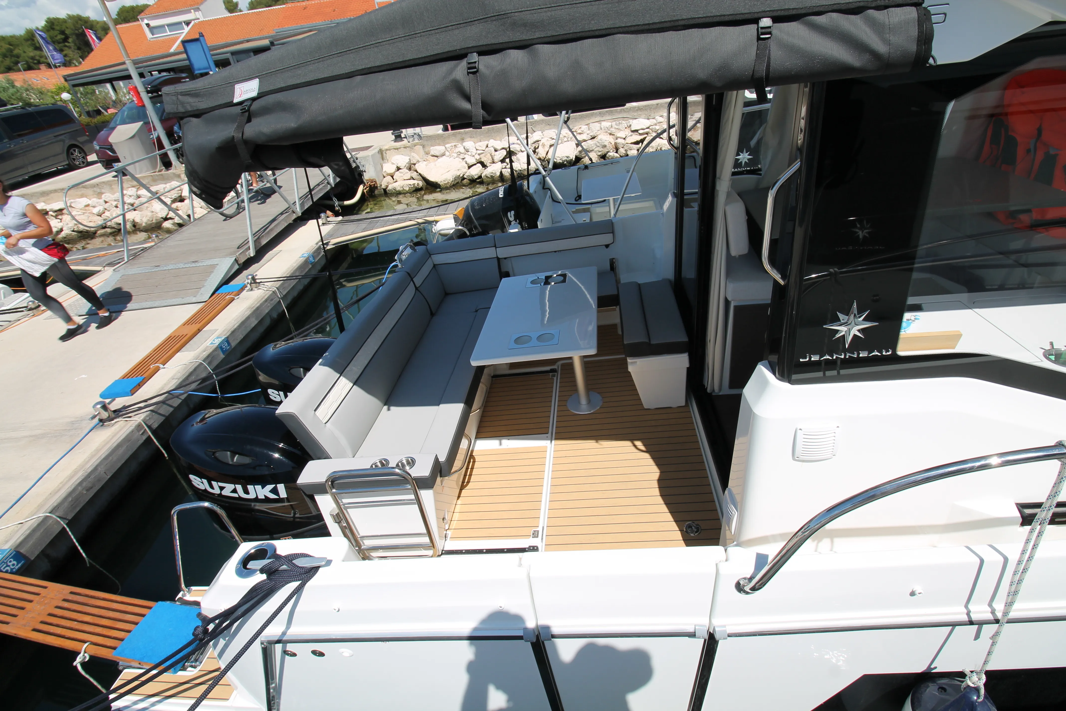 Image slide 24685