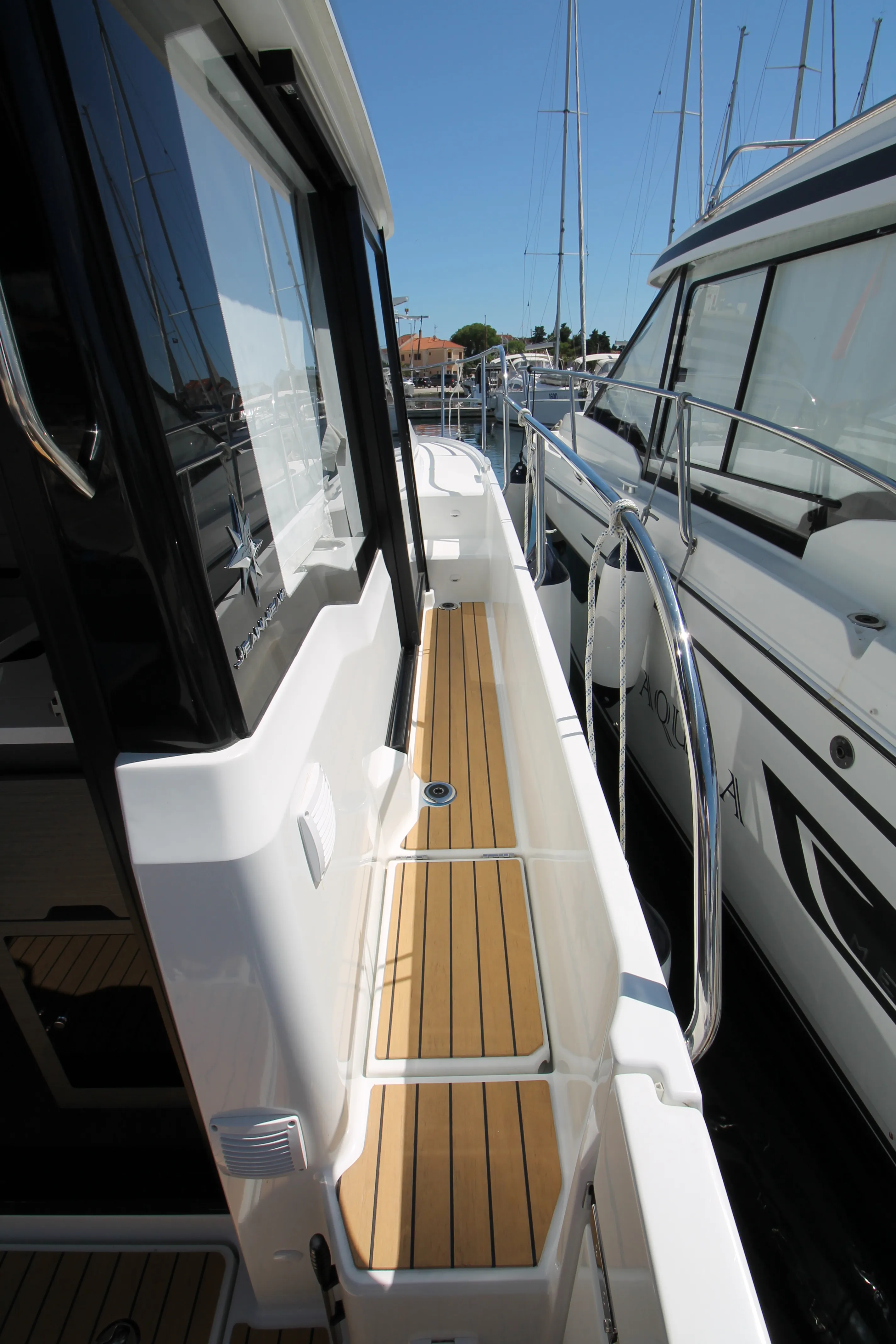 Image slide 24689