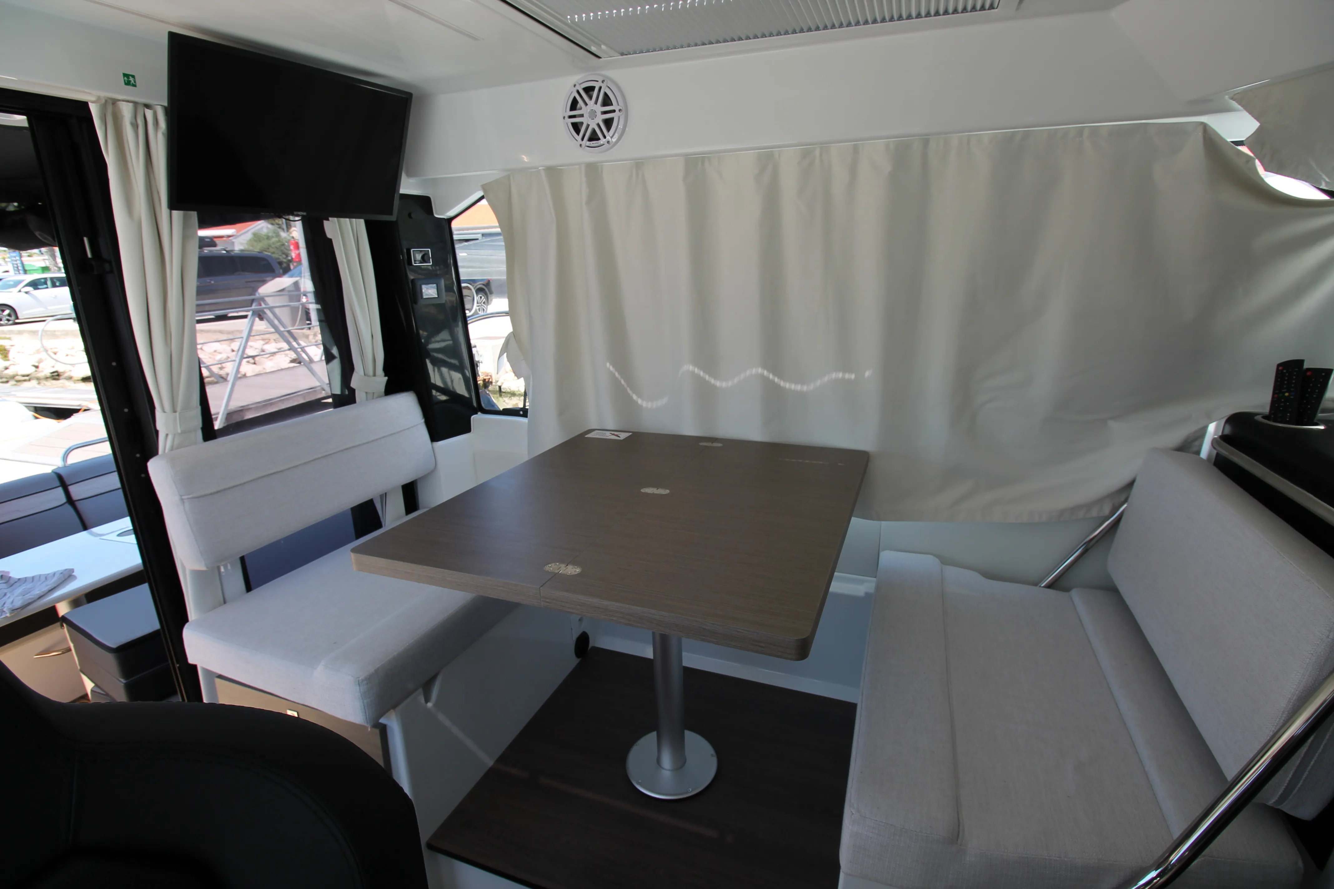Image slide 24690