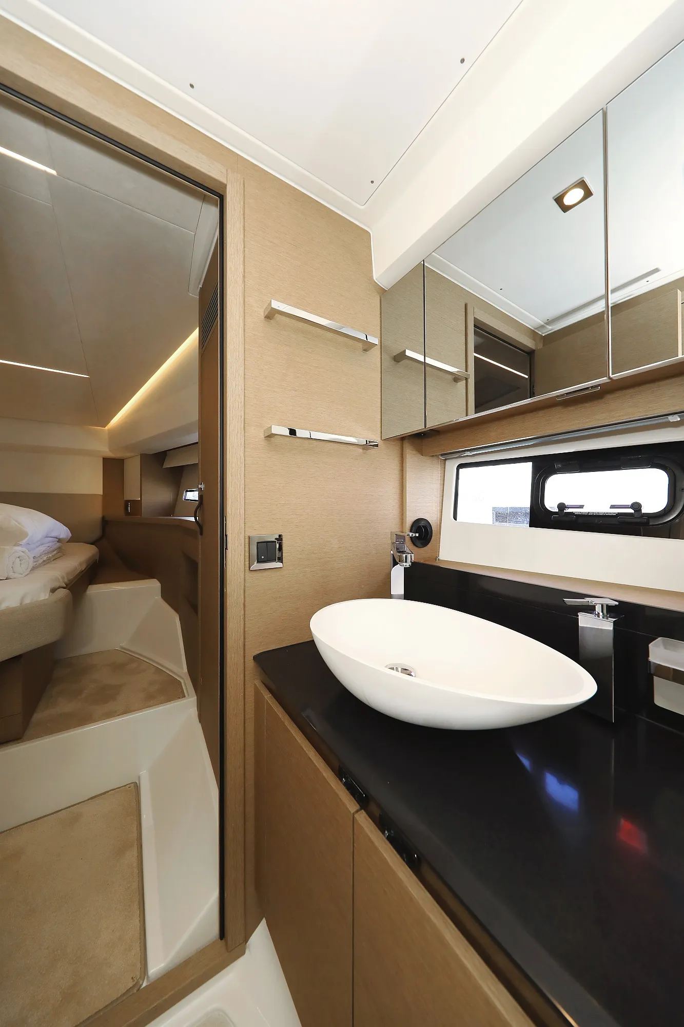 Image slide 24742