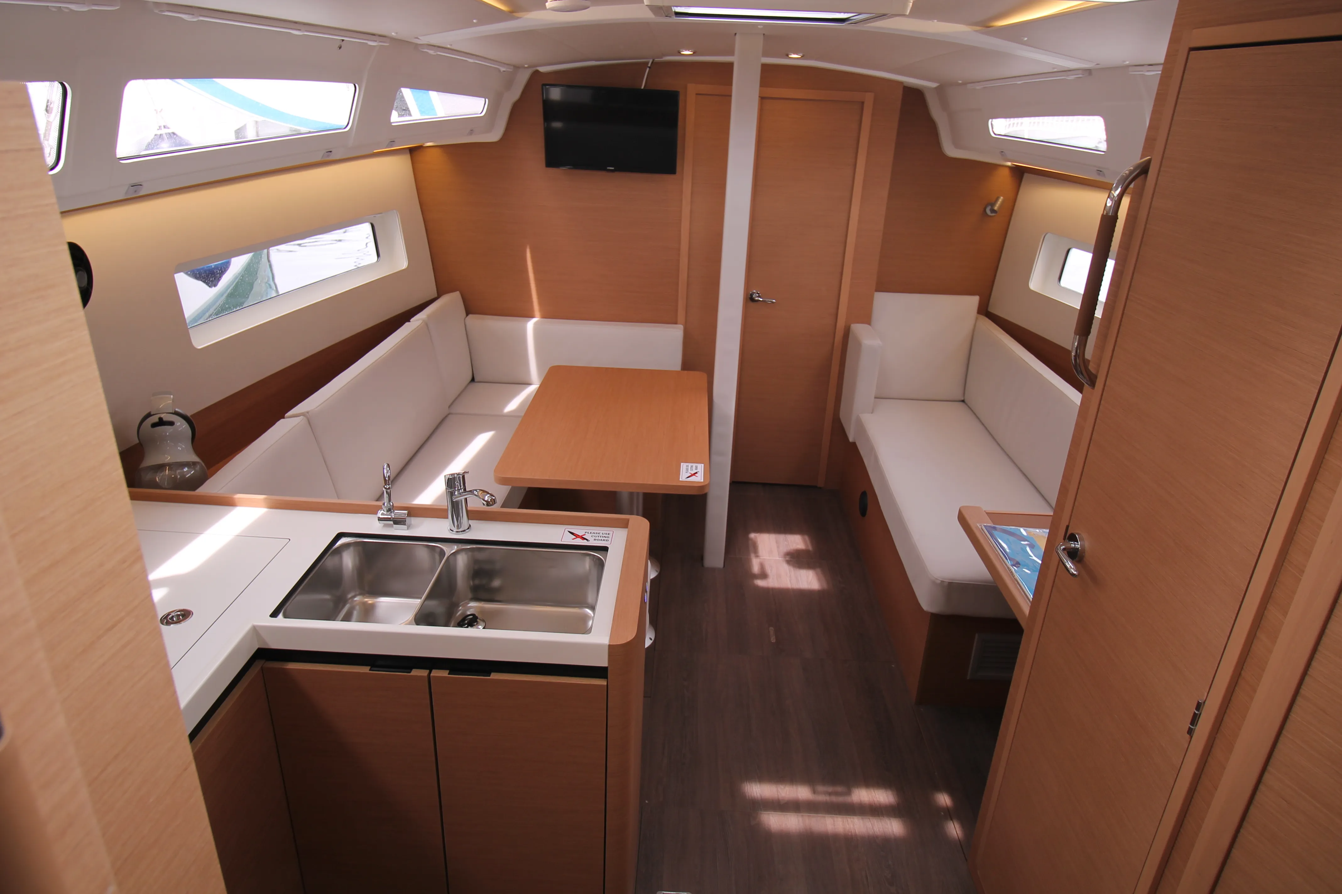 Image slide 24748