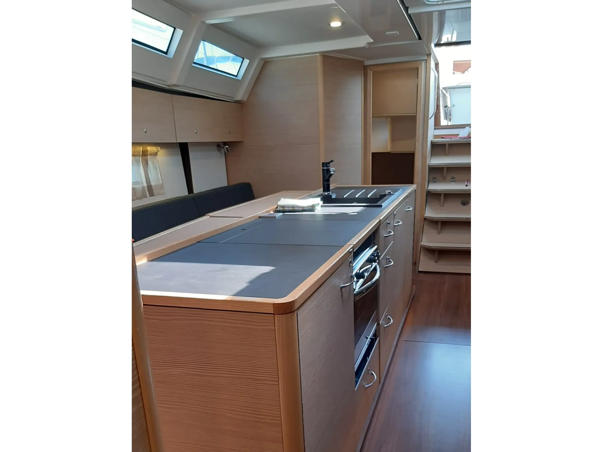 Image slide 247655