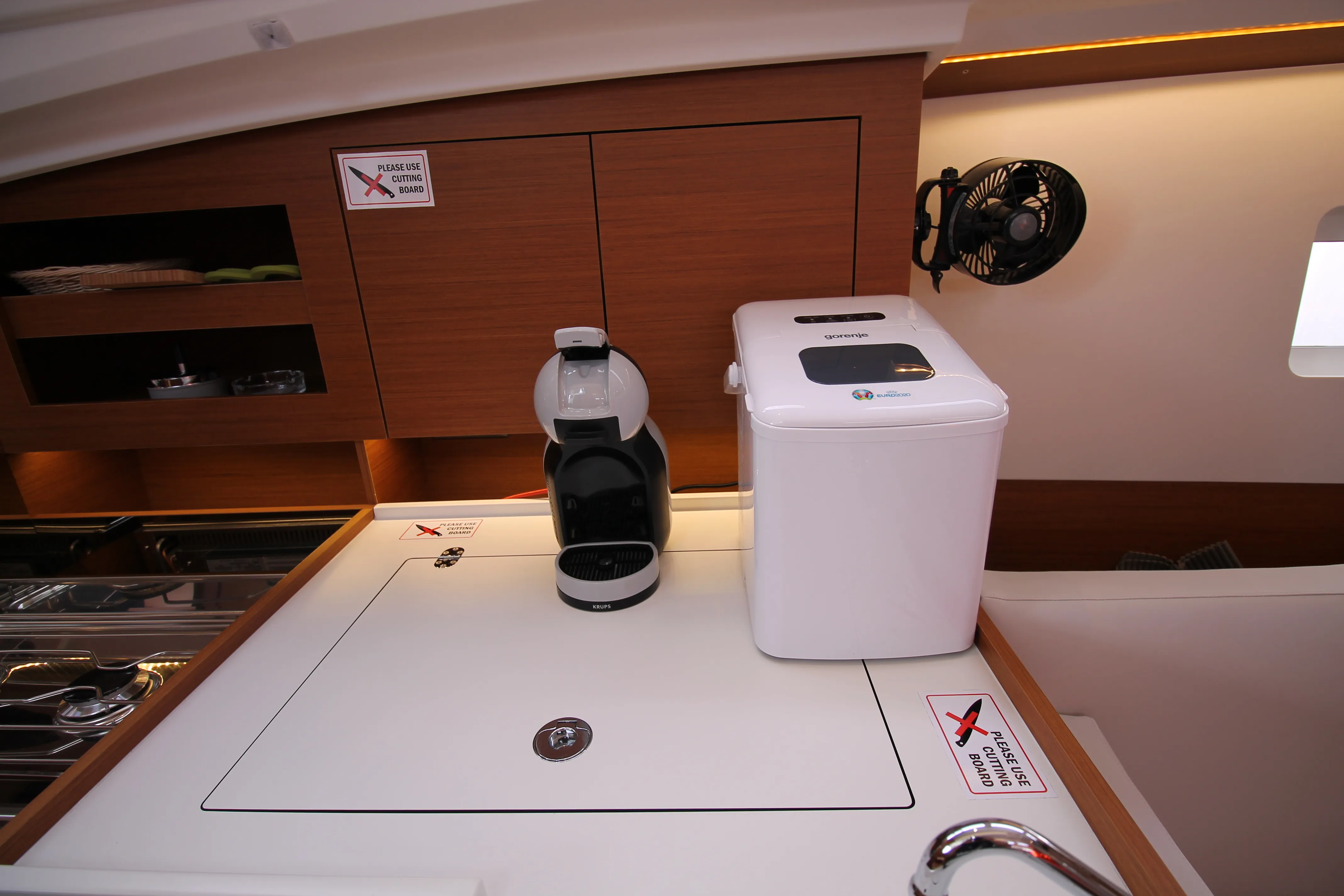 Image slide 24783